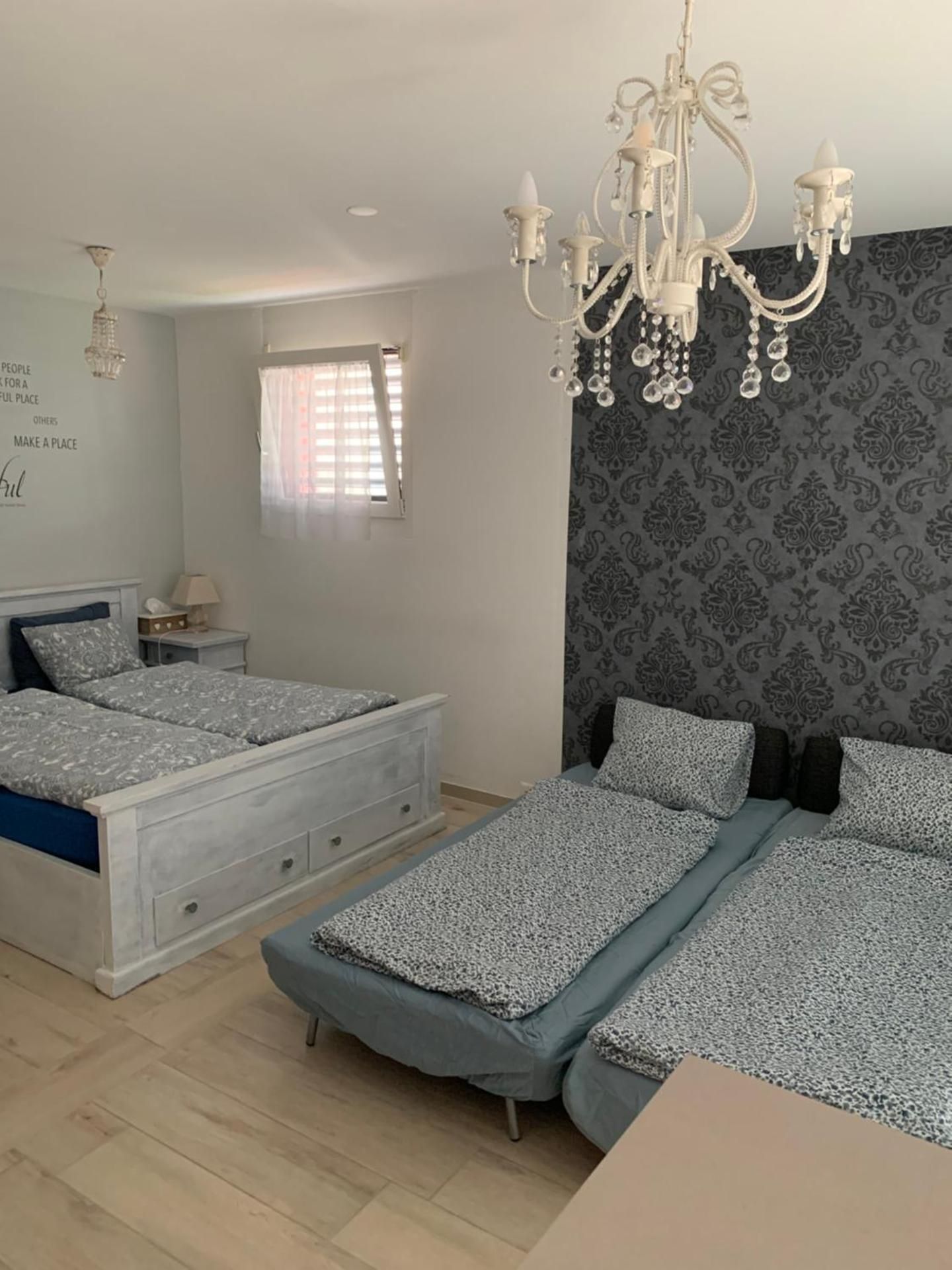 MT's Cosy Place Double or Twin Room with Terrace