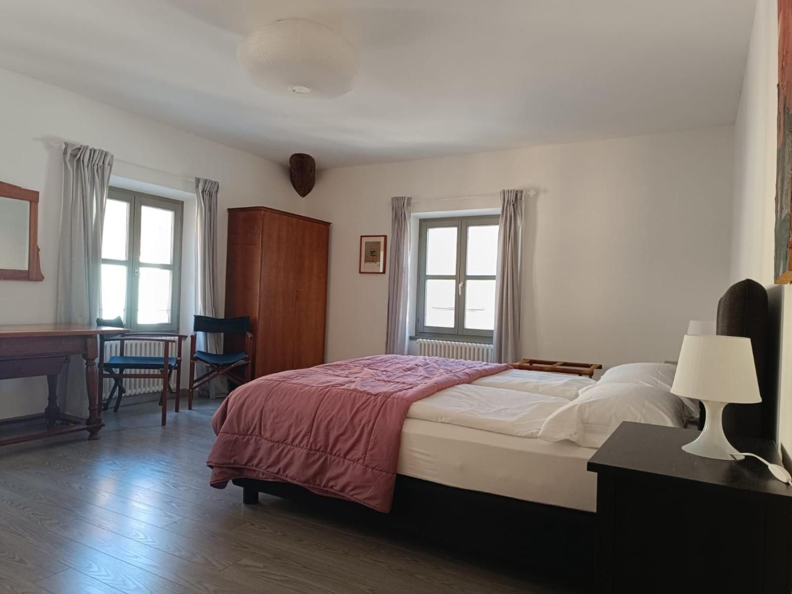 Family Room with Mountain View