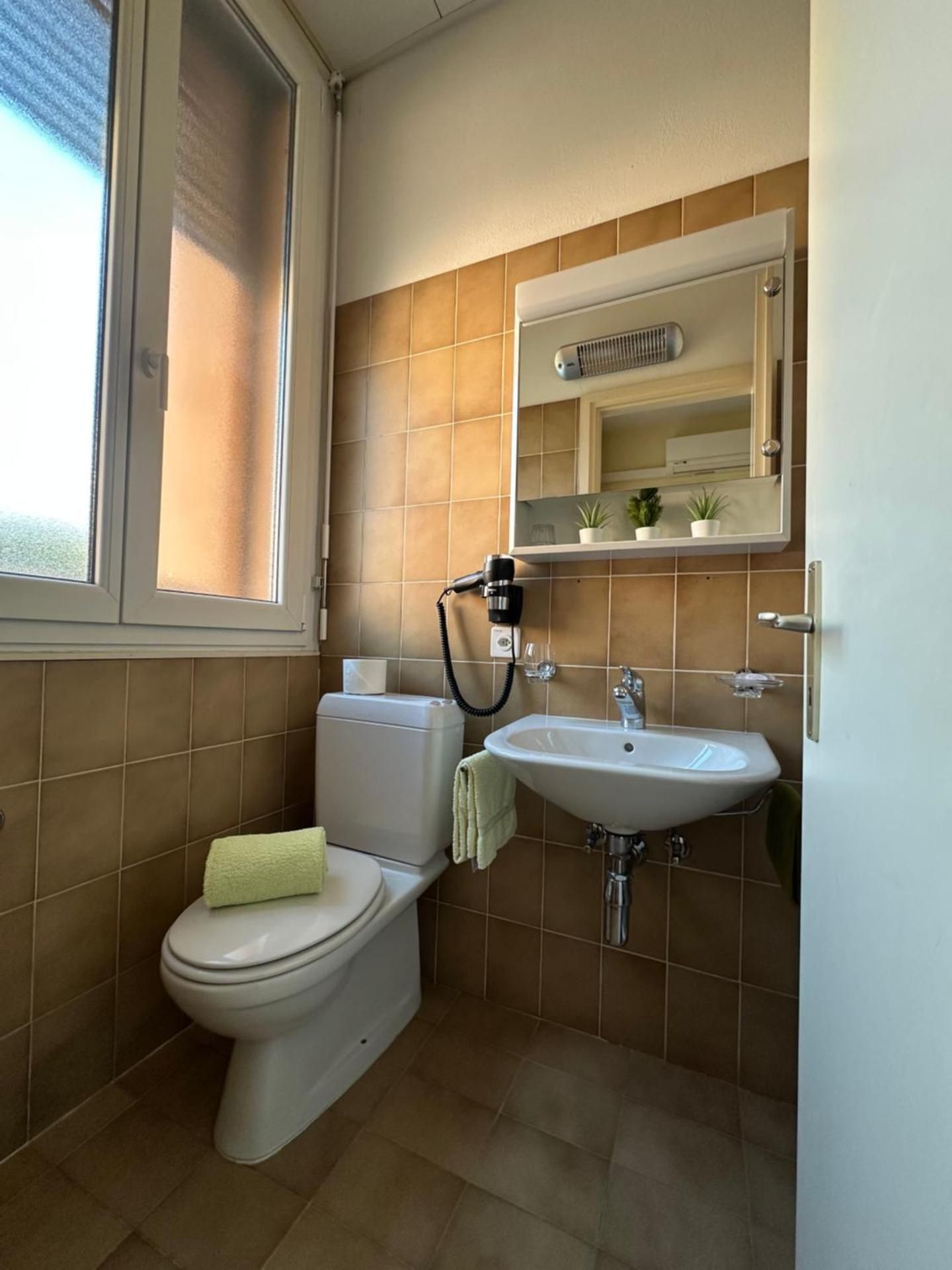 Single Room with Garden View