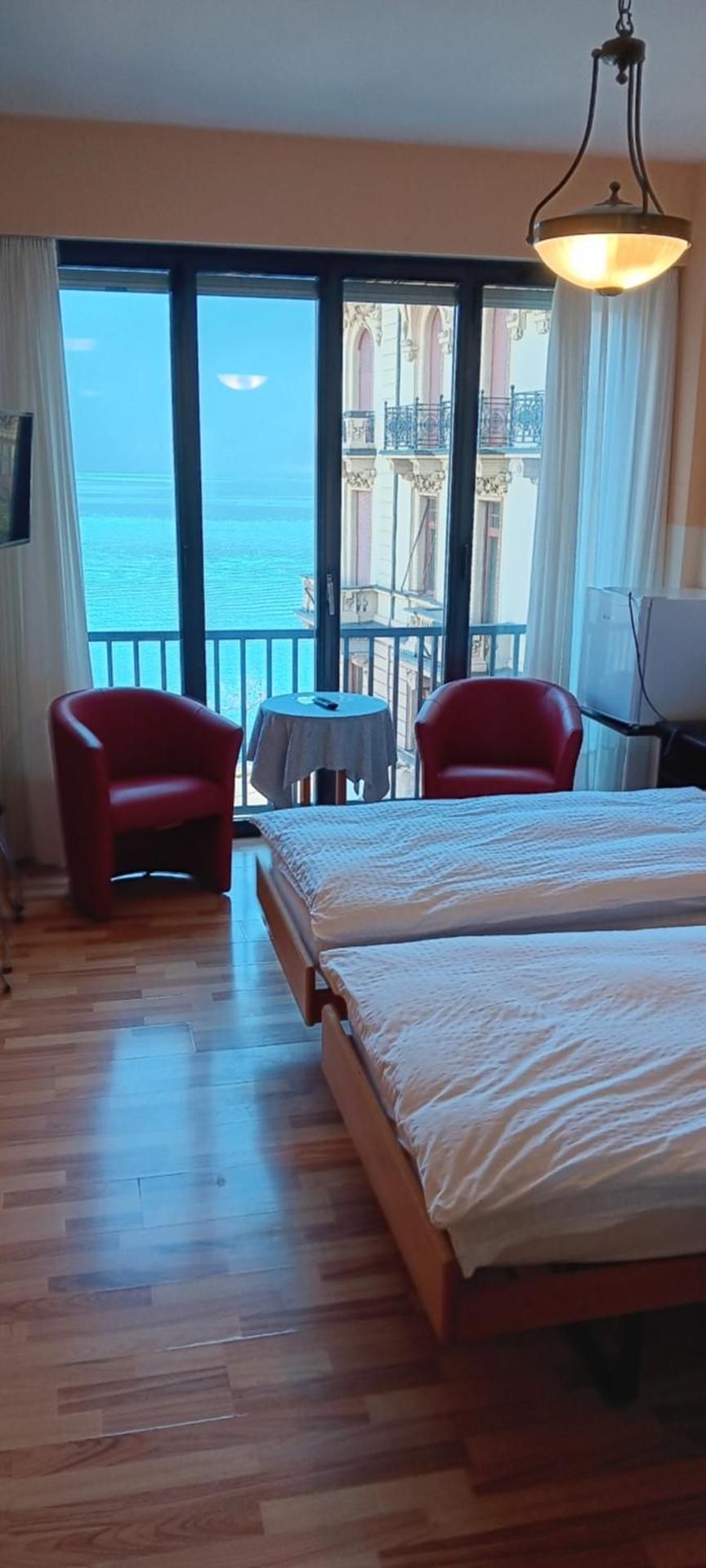 Standard Double Room with Balcony and Lake View