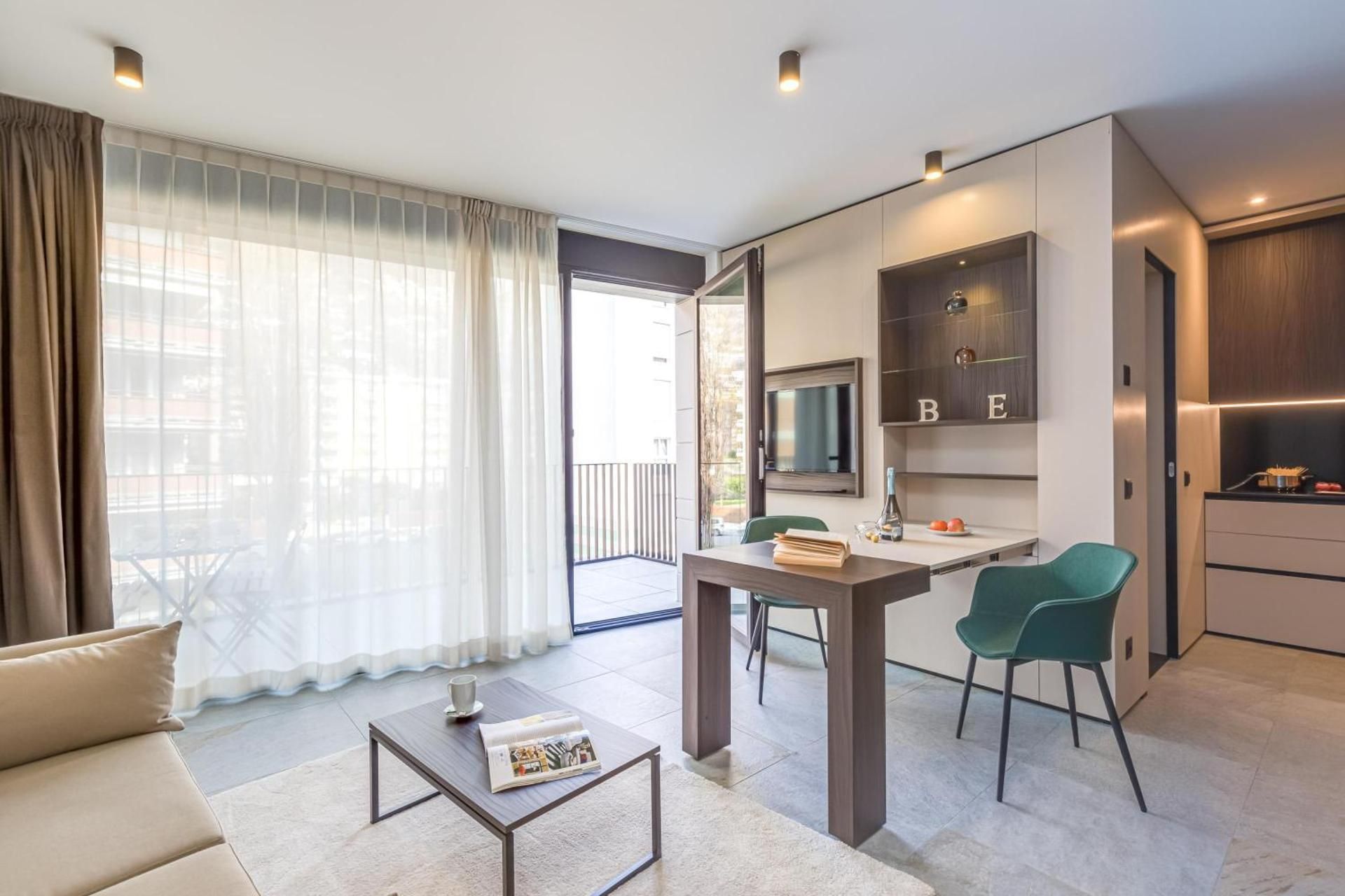 Studio with Balcony 4
