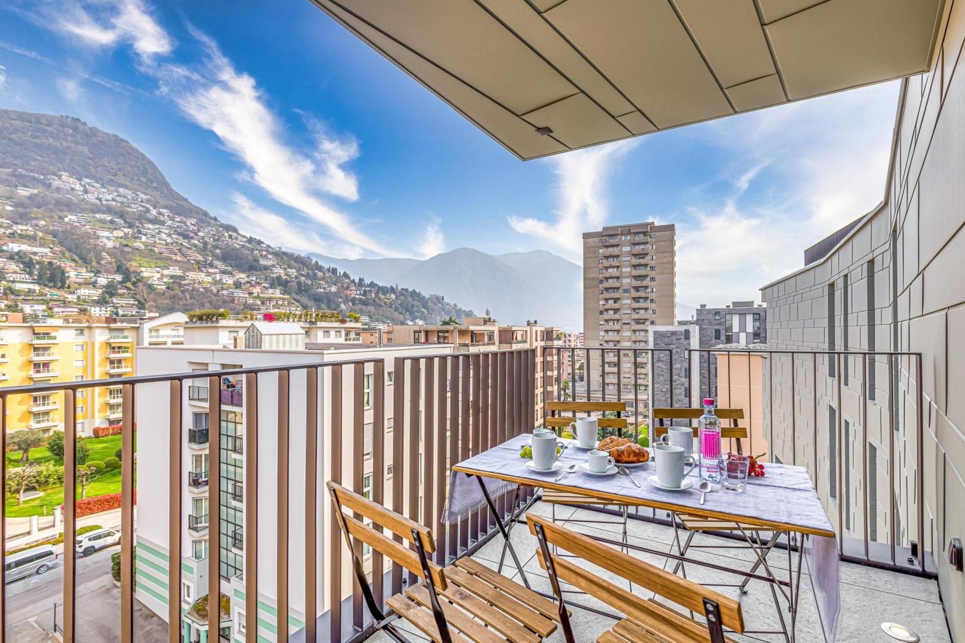 Two Bedroom Apartment with Balcony 3