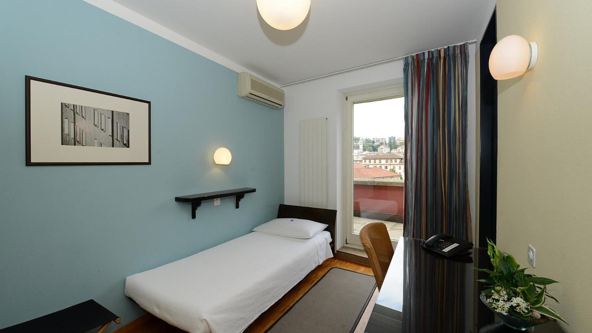 Classic Single Room