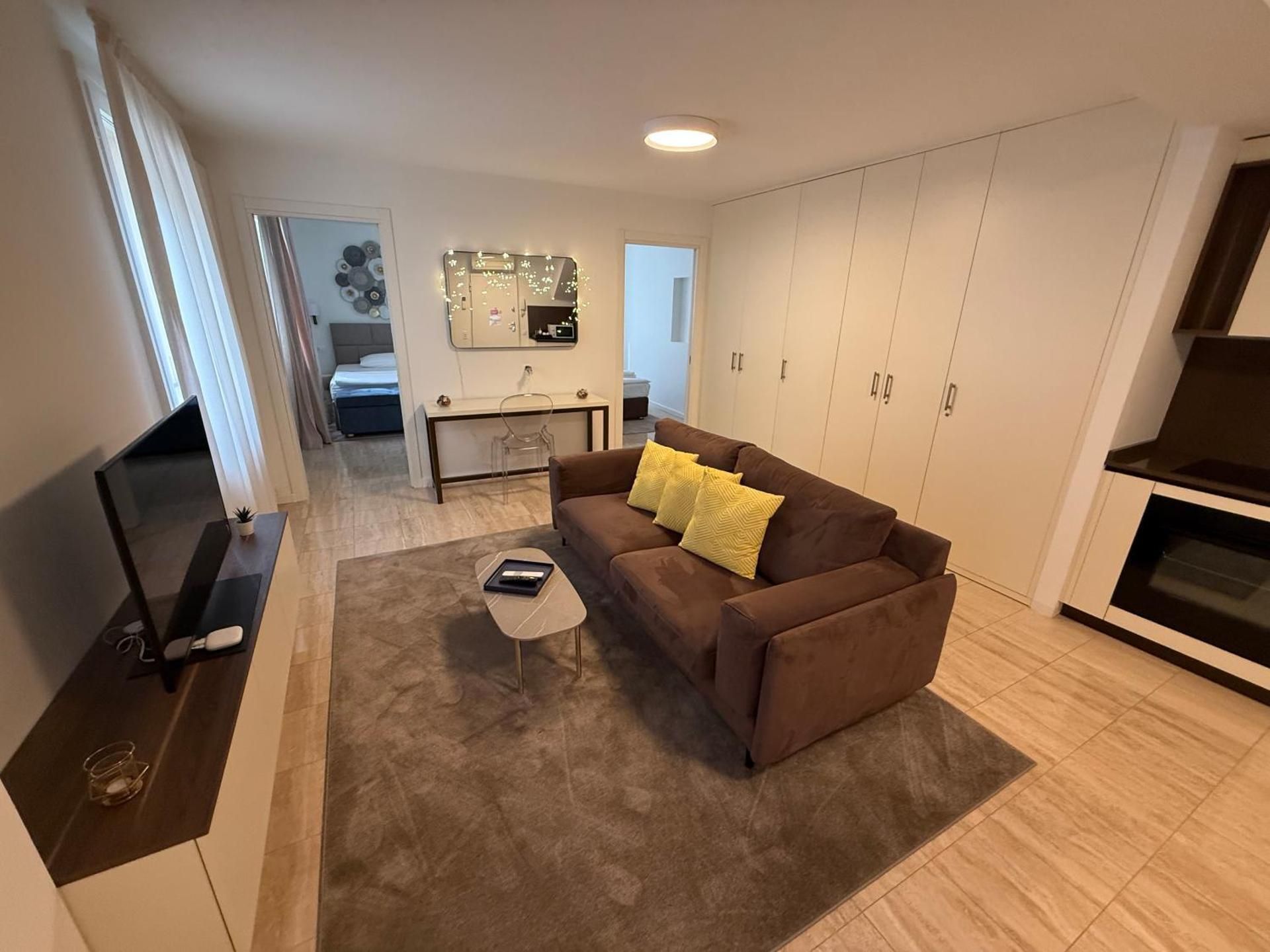 Superior Apartment