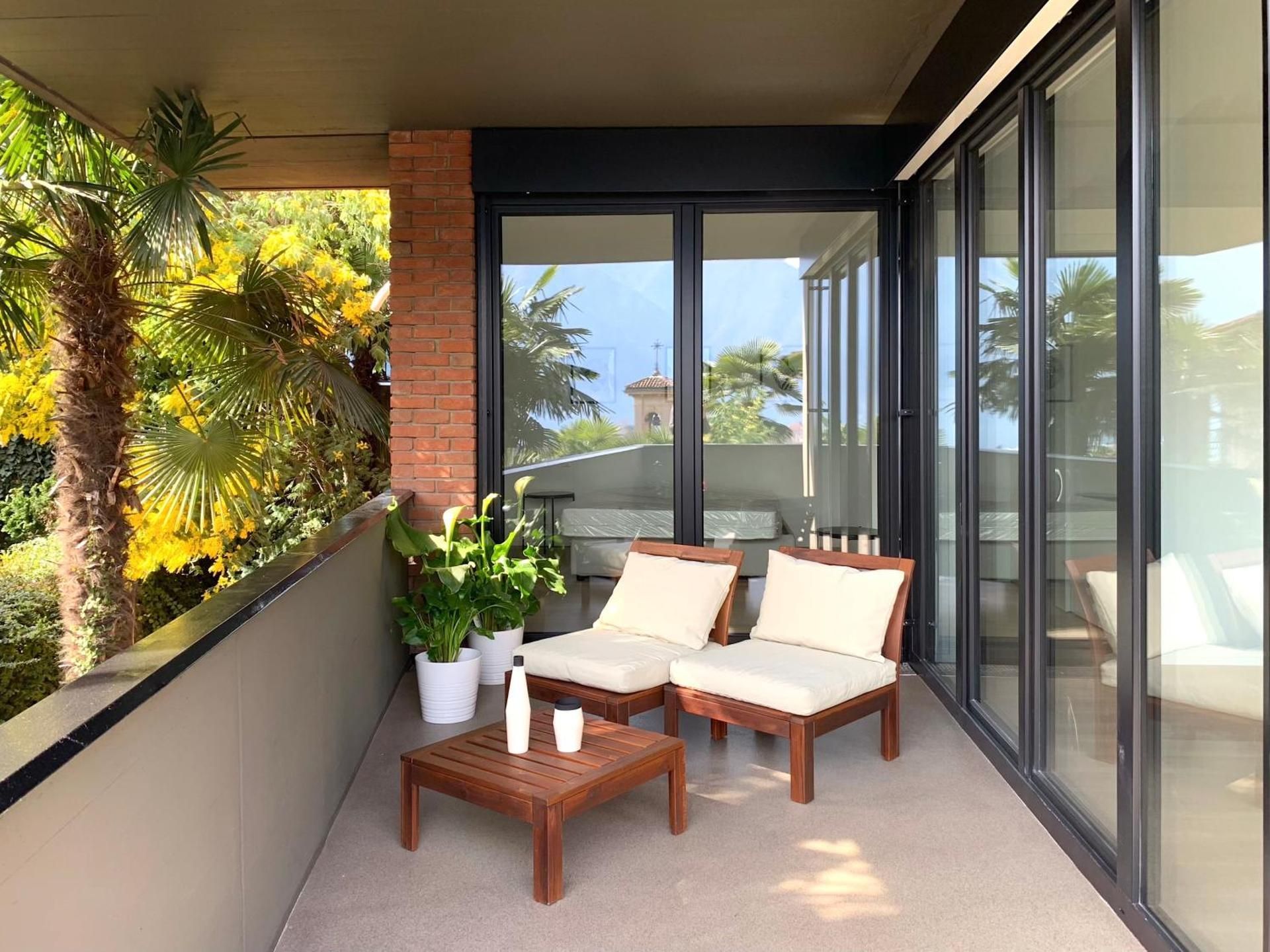 Two-Bedroom Deluxe Apartment with Balcony