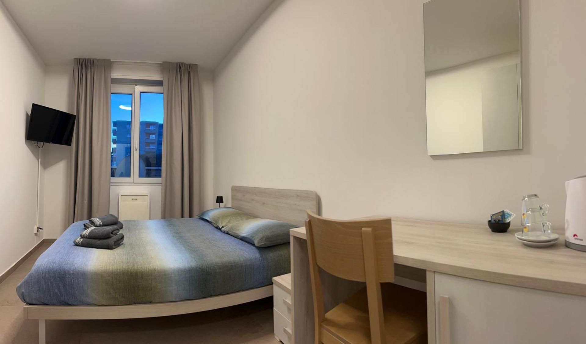 *Veranda's rooms* - Free parking in central Lugano Double Room