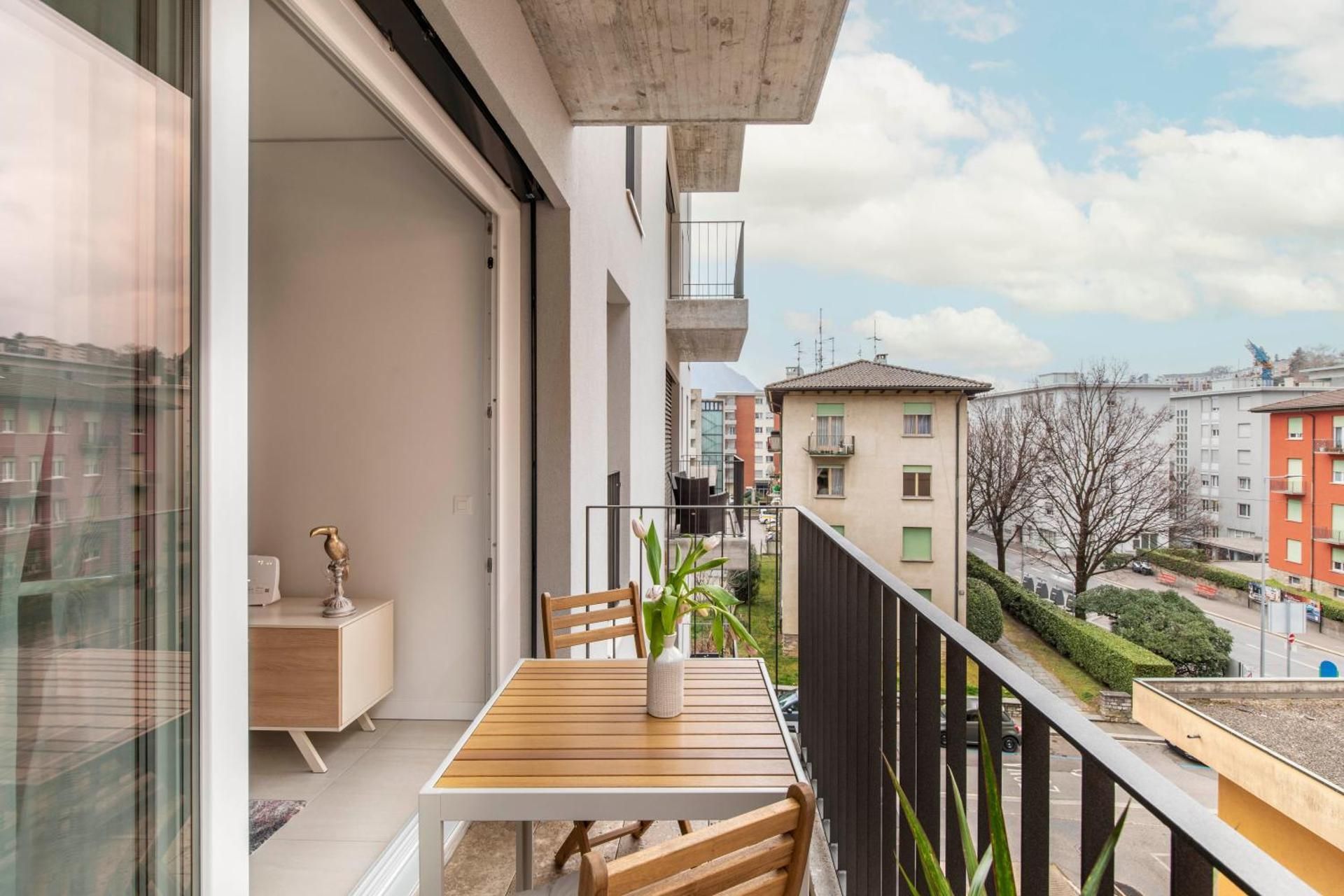 Deluxe Apartment