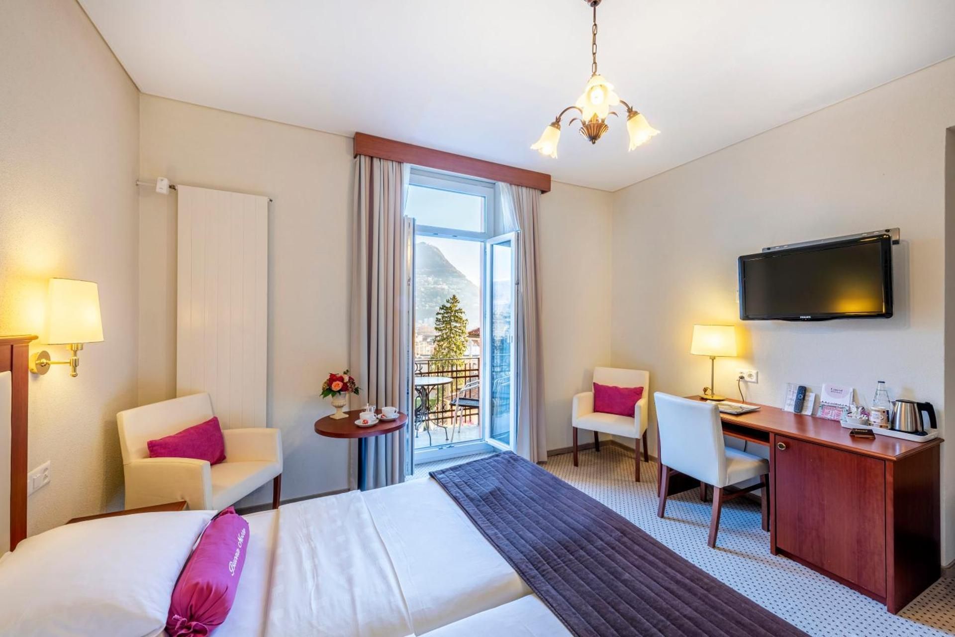 Comfort Twin Room with Balcony