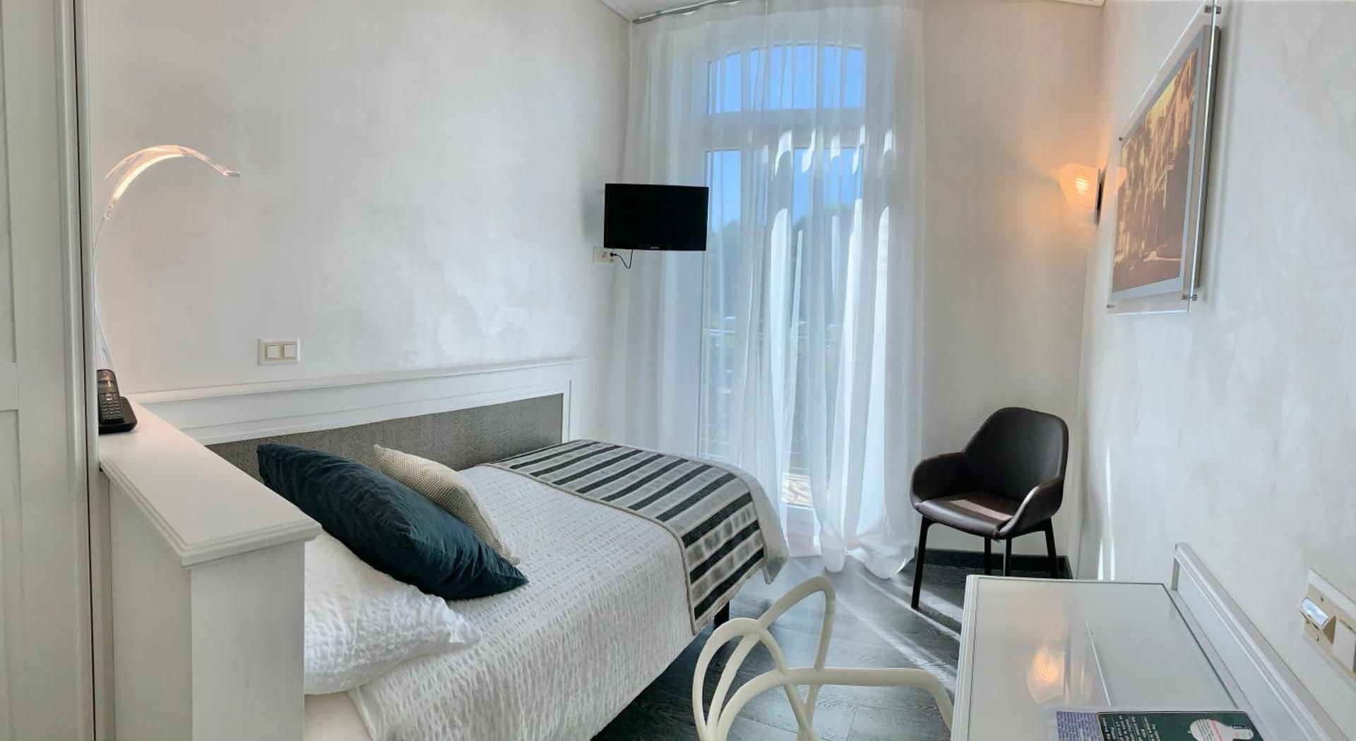 Comfort Single Room