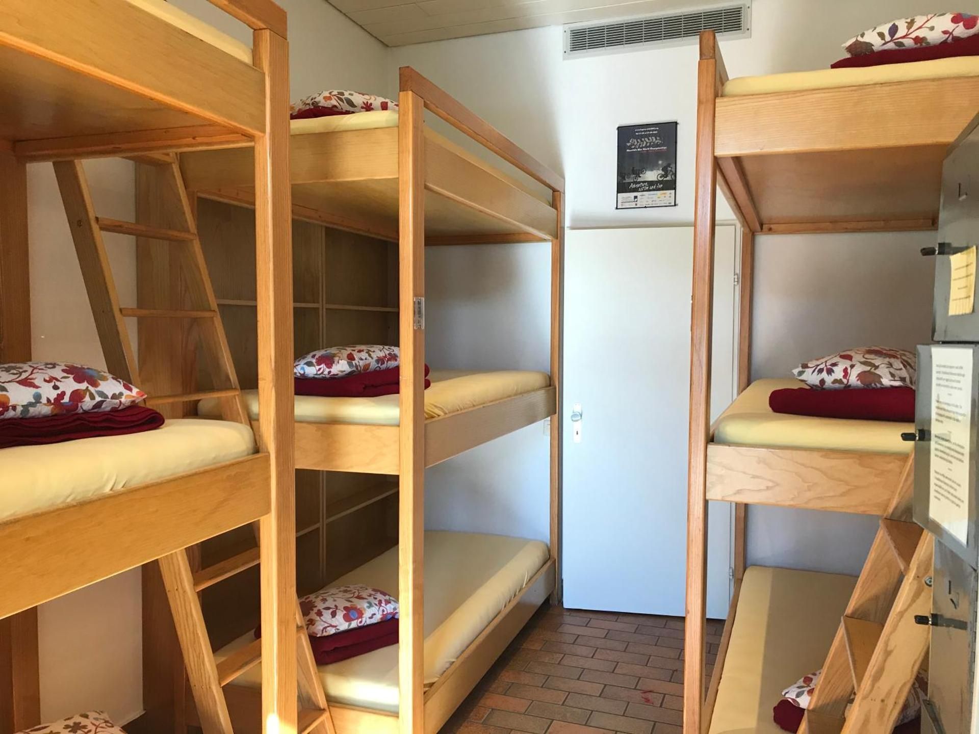 Private Dormitory Room with Shared Bathroom (9 adults)