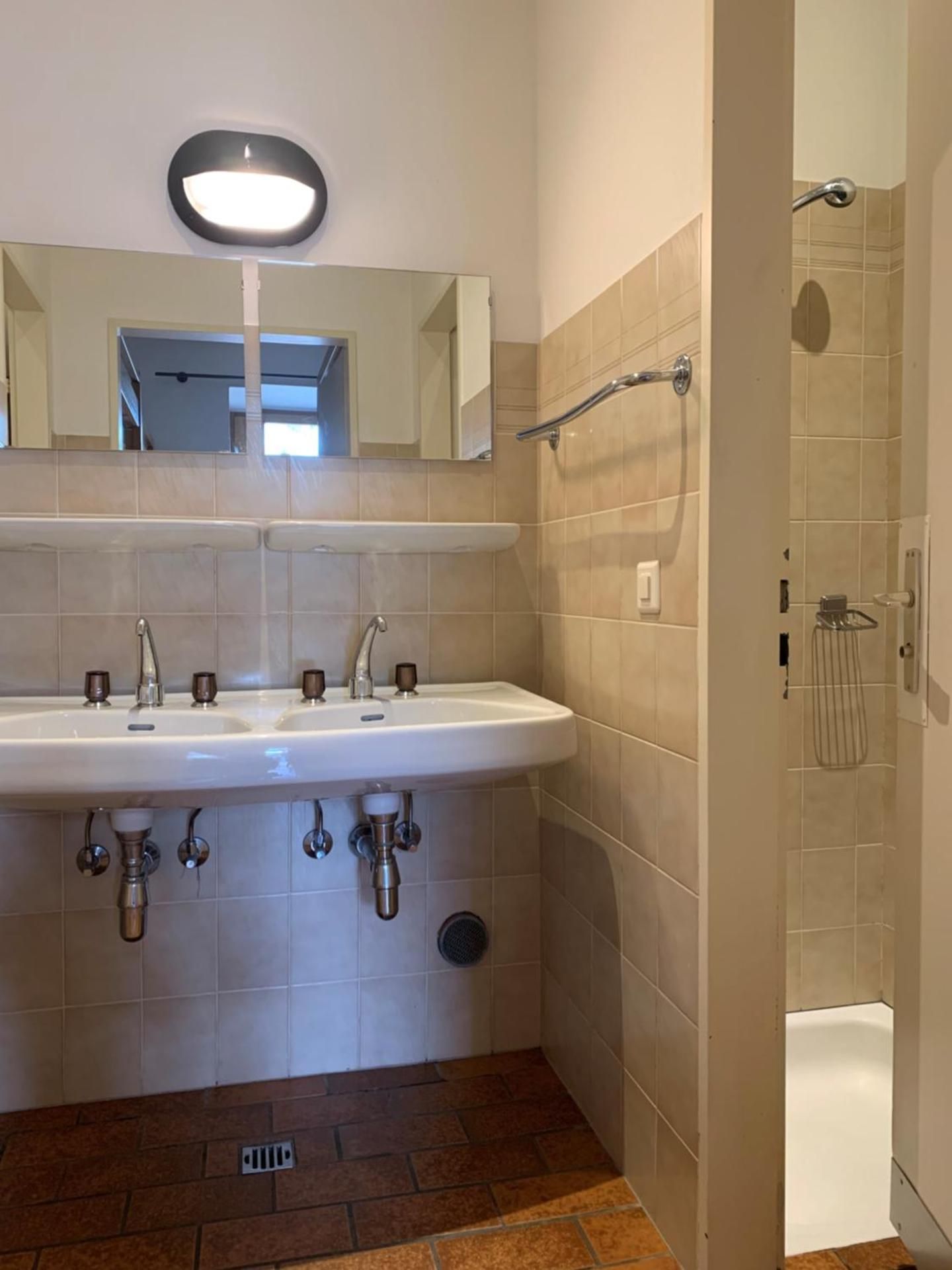 Private Dormitory Room with Shared Bathroom (9 adults)