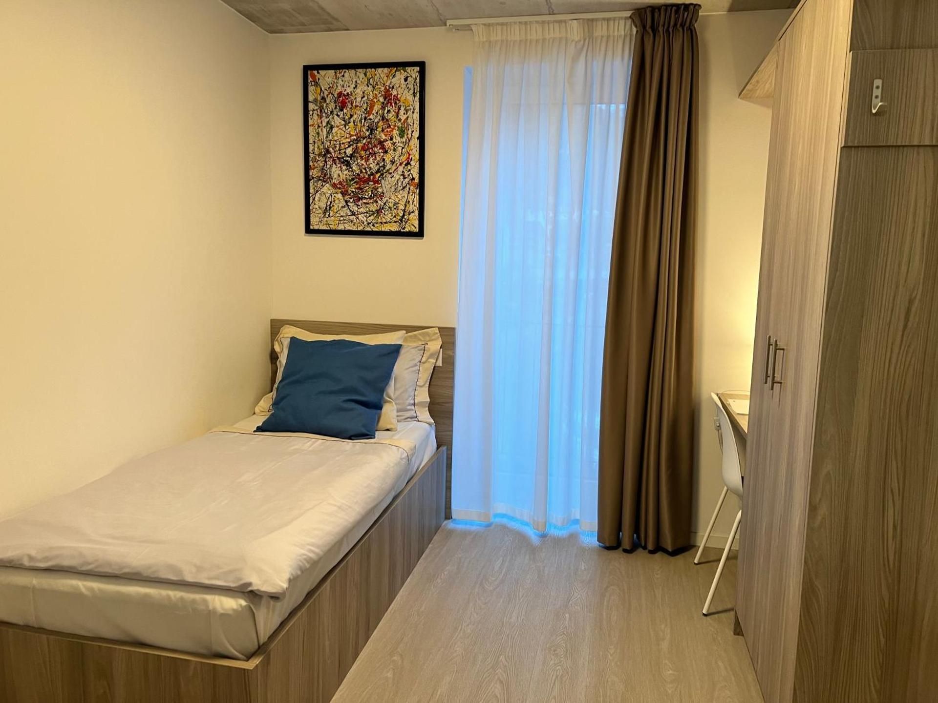 Single Room With Private Bathroom