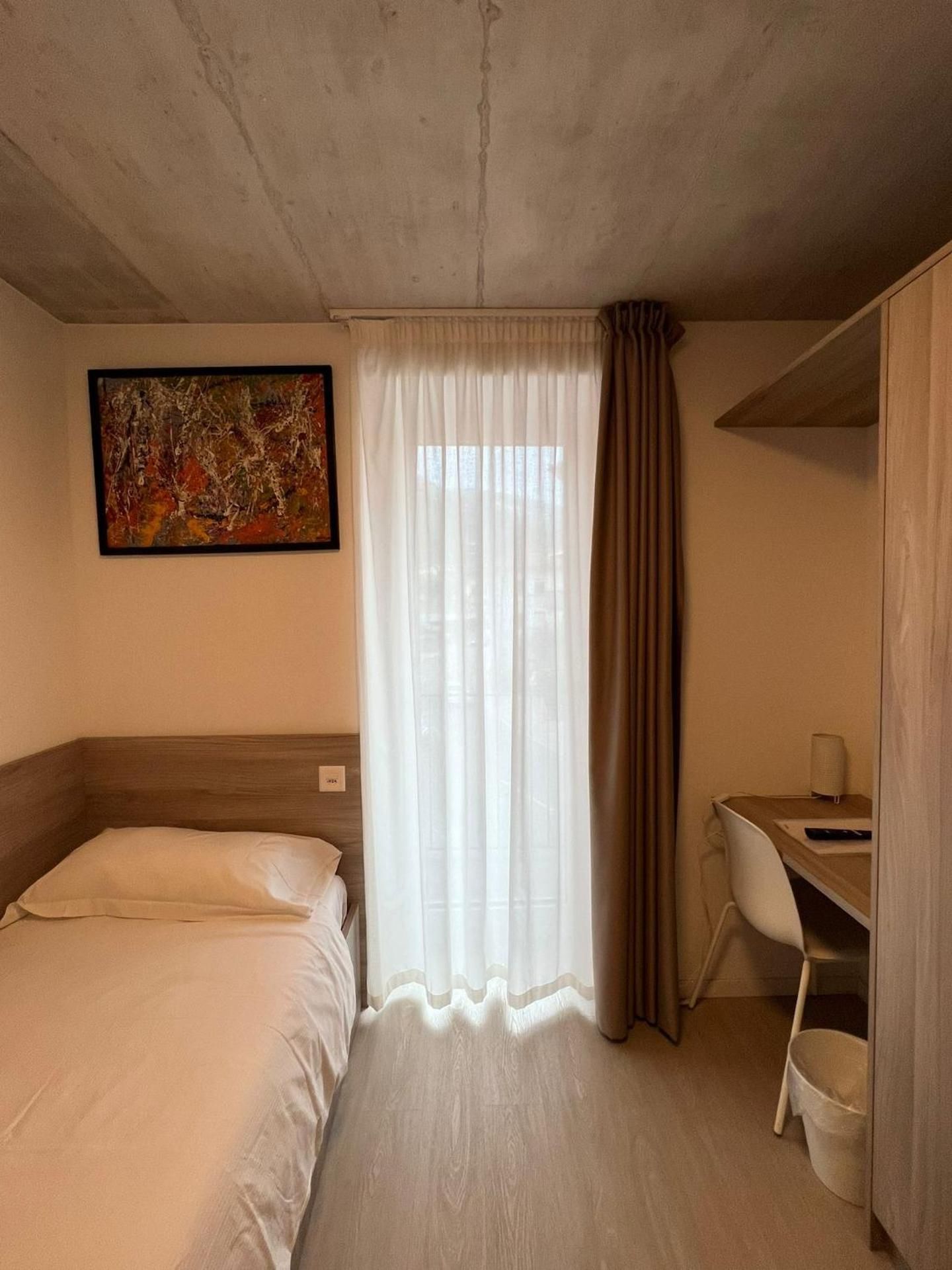 Single Room With Private Bathroom