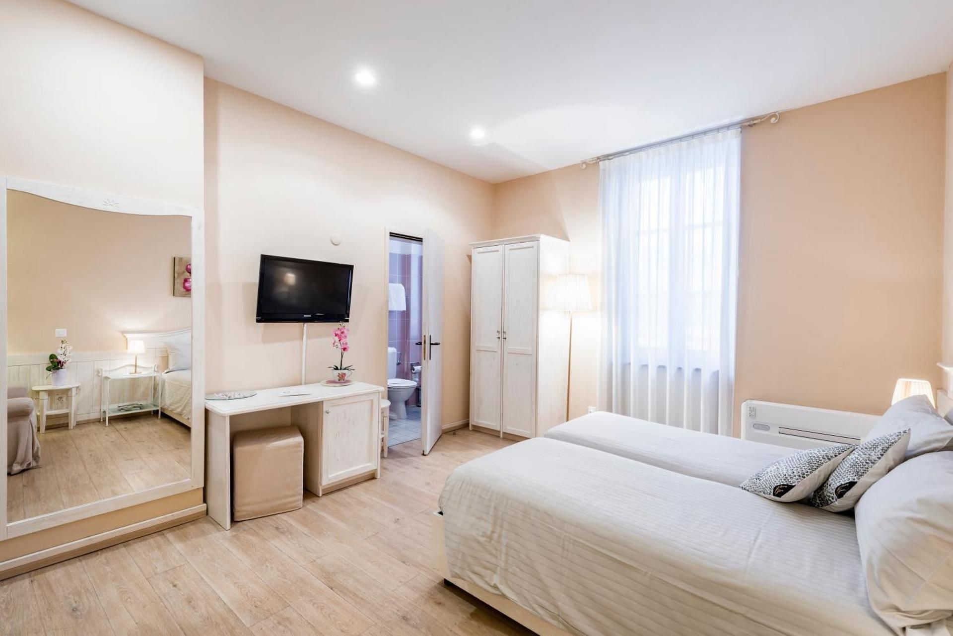 Twin Room with Extra Bed