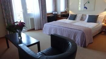 Classic Junior Suite with Balcony