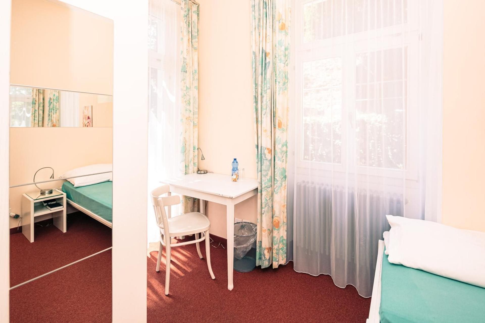 Single Room with Shower