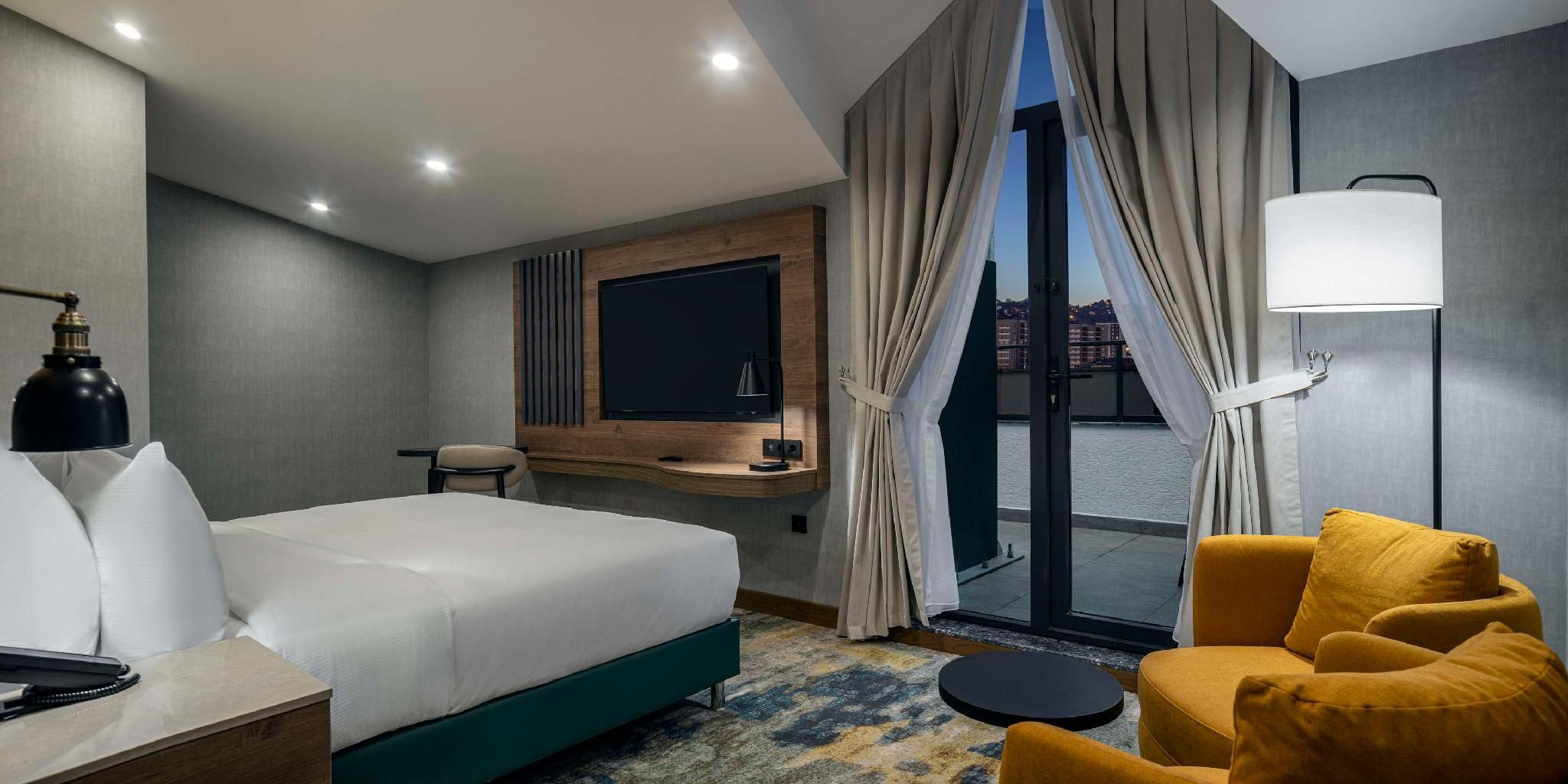 King Three Bedroom Suite With Sea View