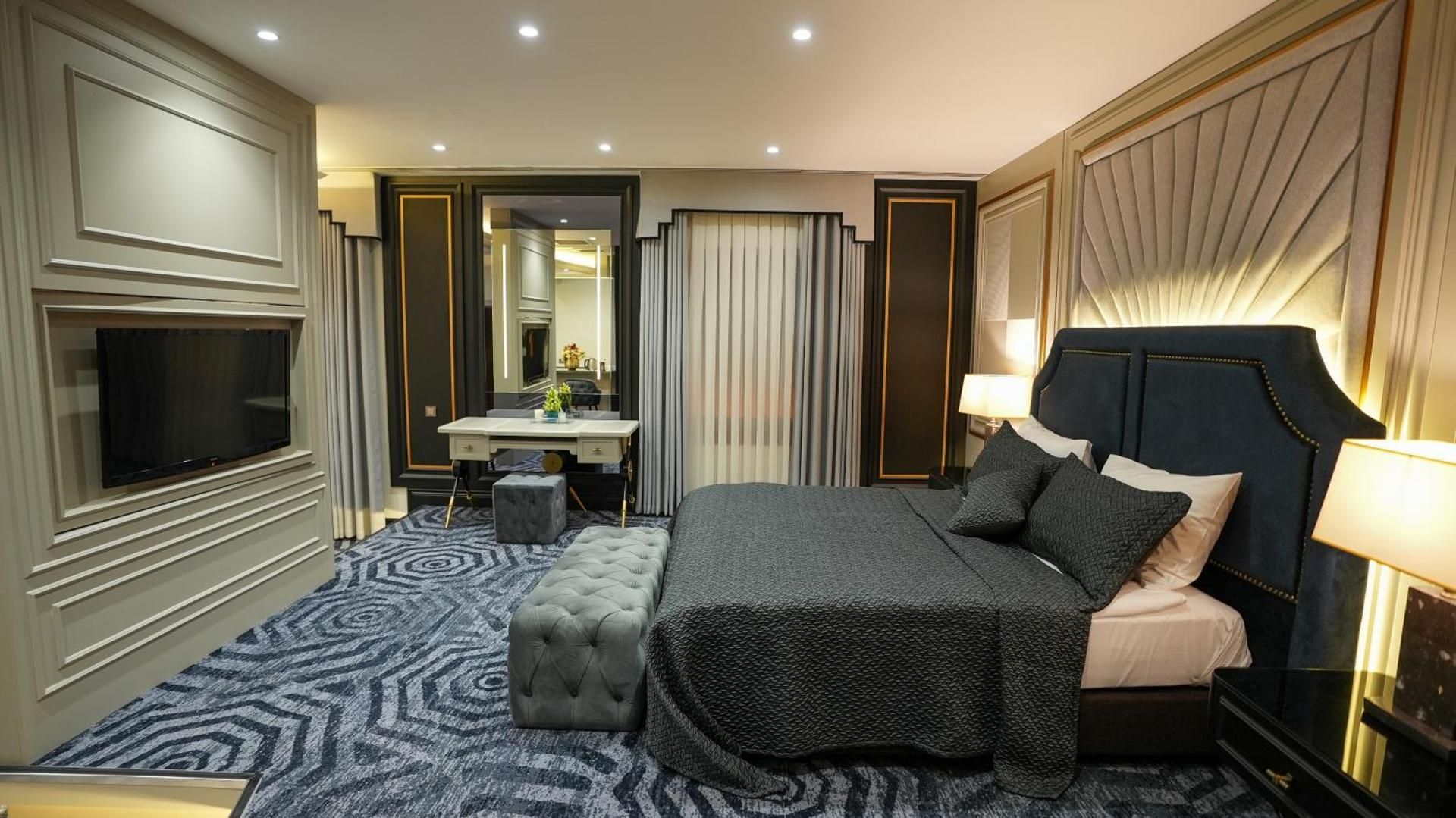 One-Bedroom King Suite with Sofa Bed
