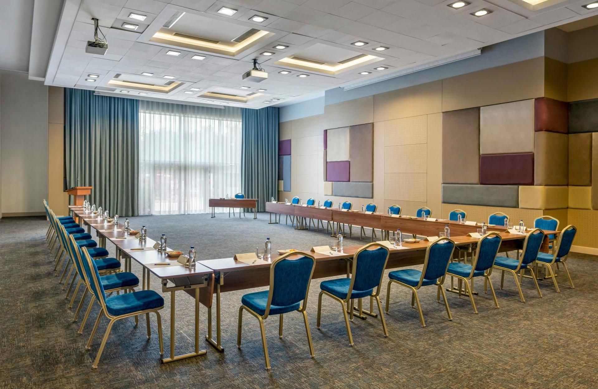 meeting room / ballrooms