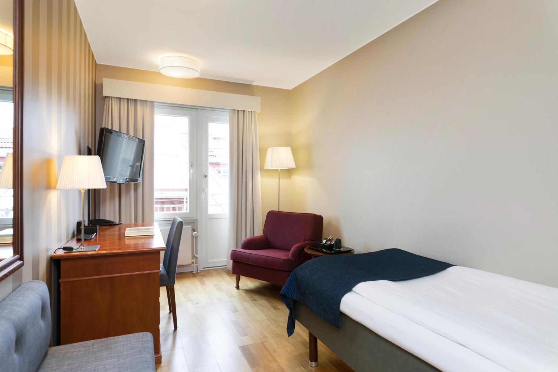 Classic Single Room