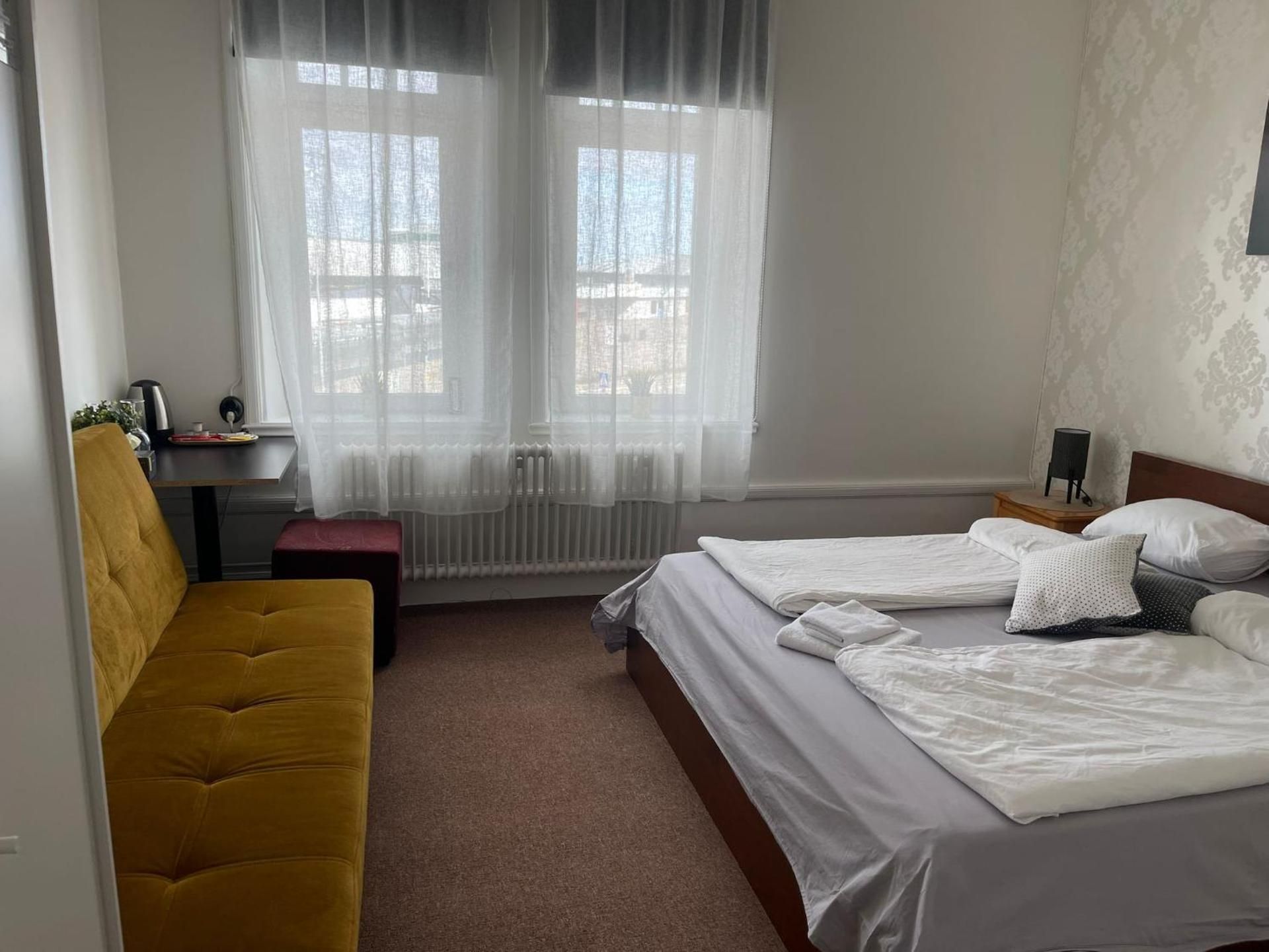 Double Room with Shared Bathroom