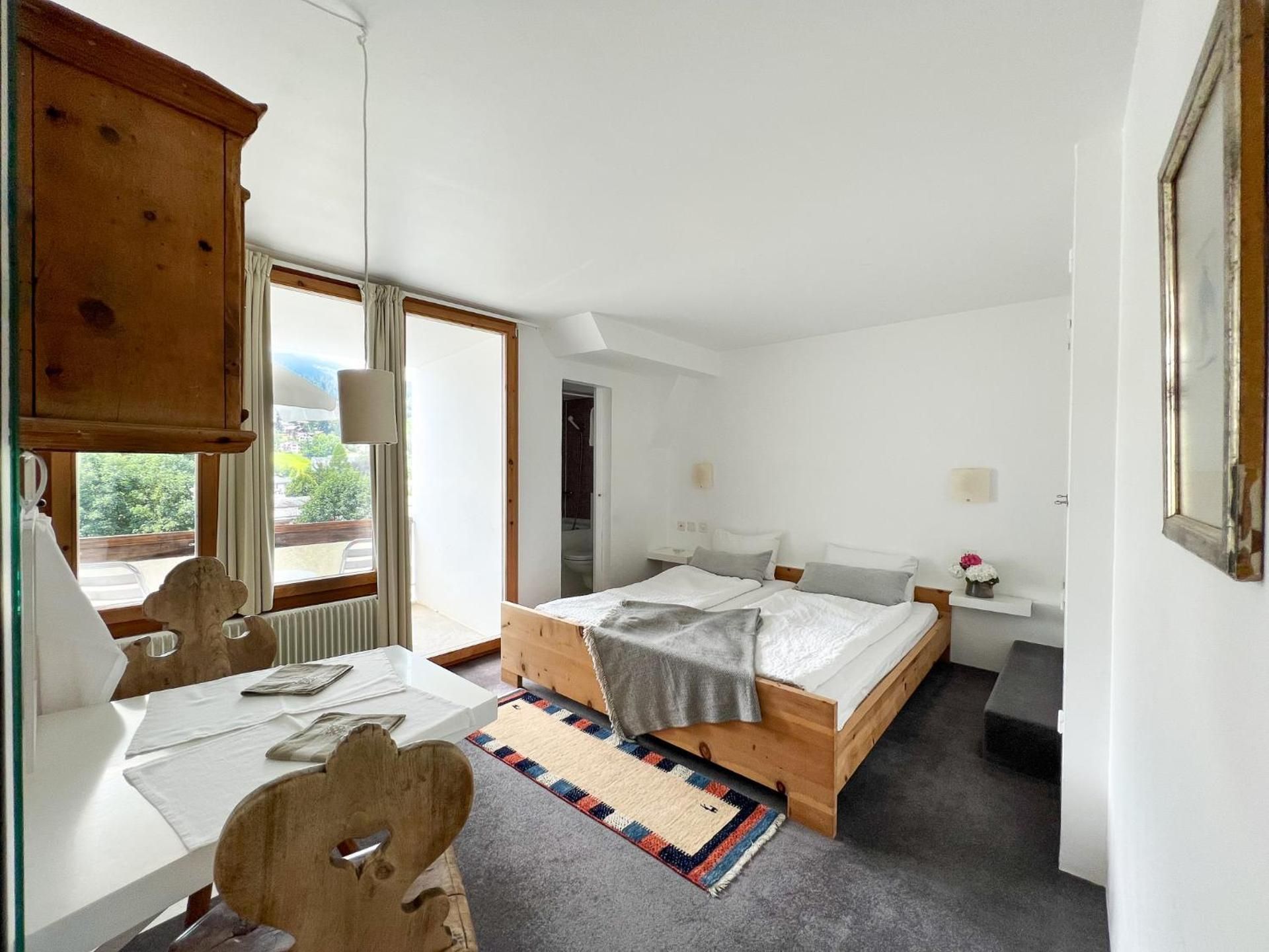 Apartment with Balcony