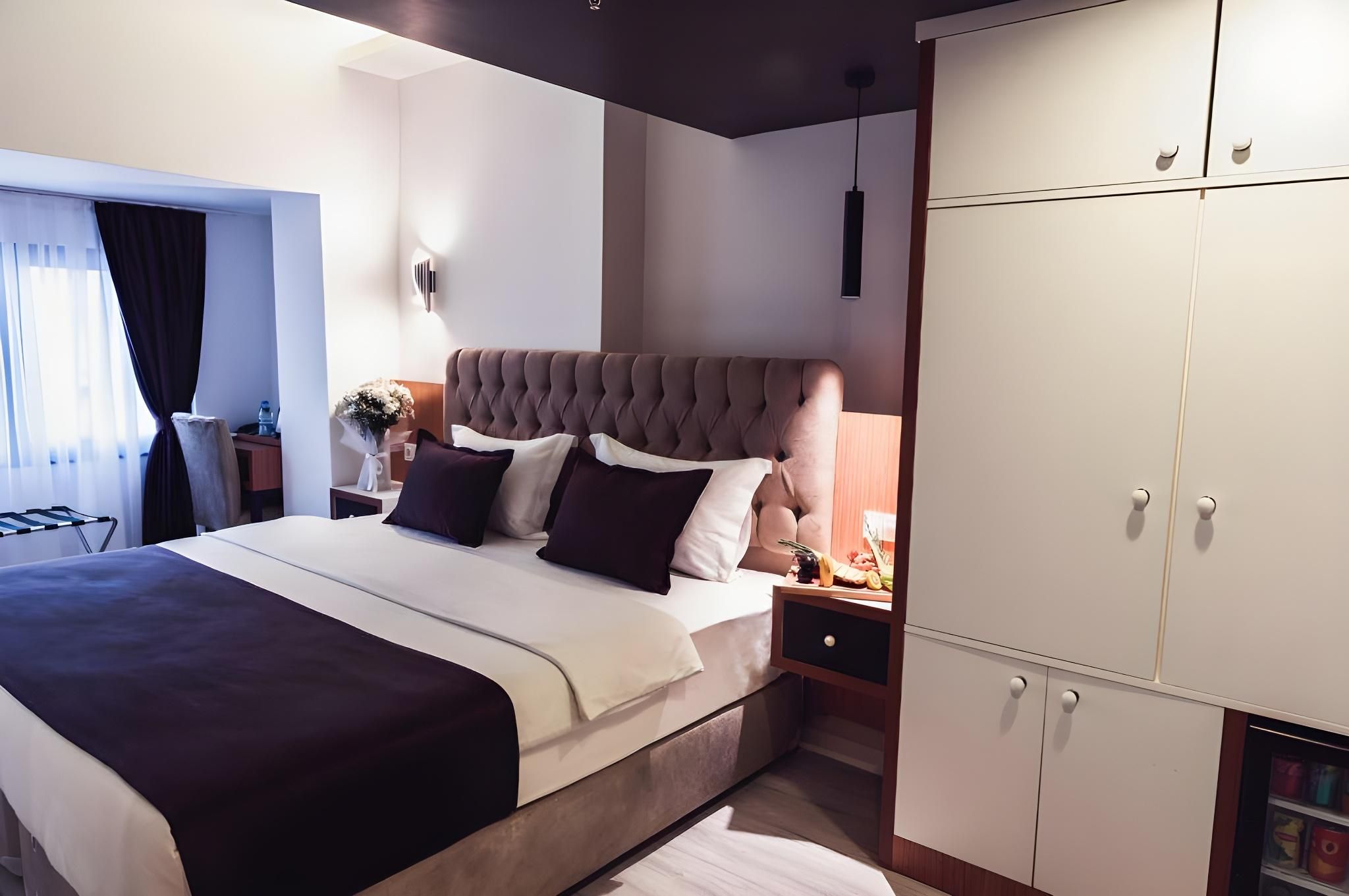 134e828043084cee2b908676375278e8