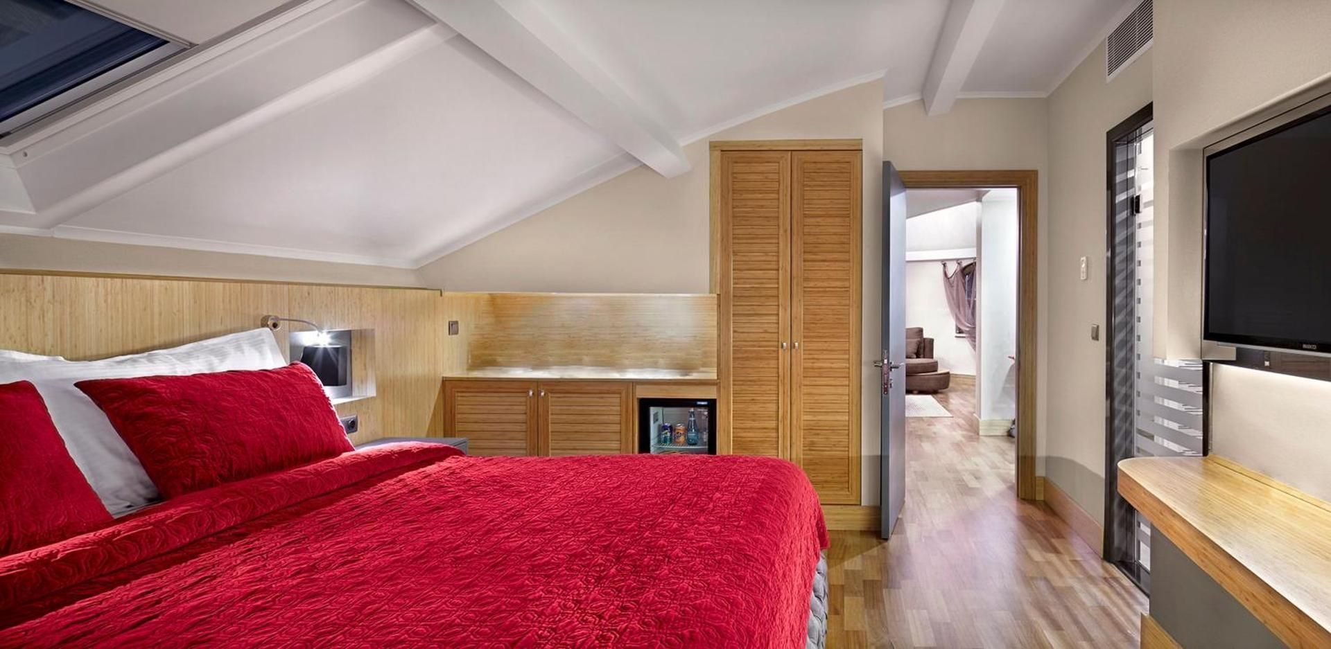 Presidential King Suite