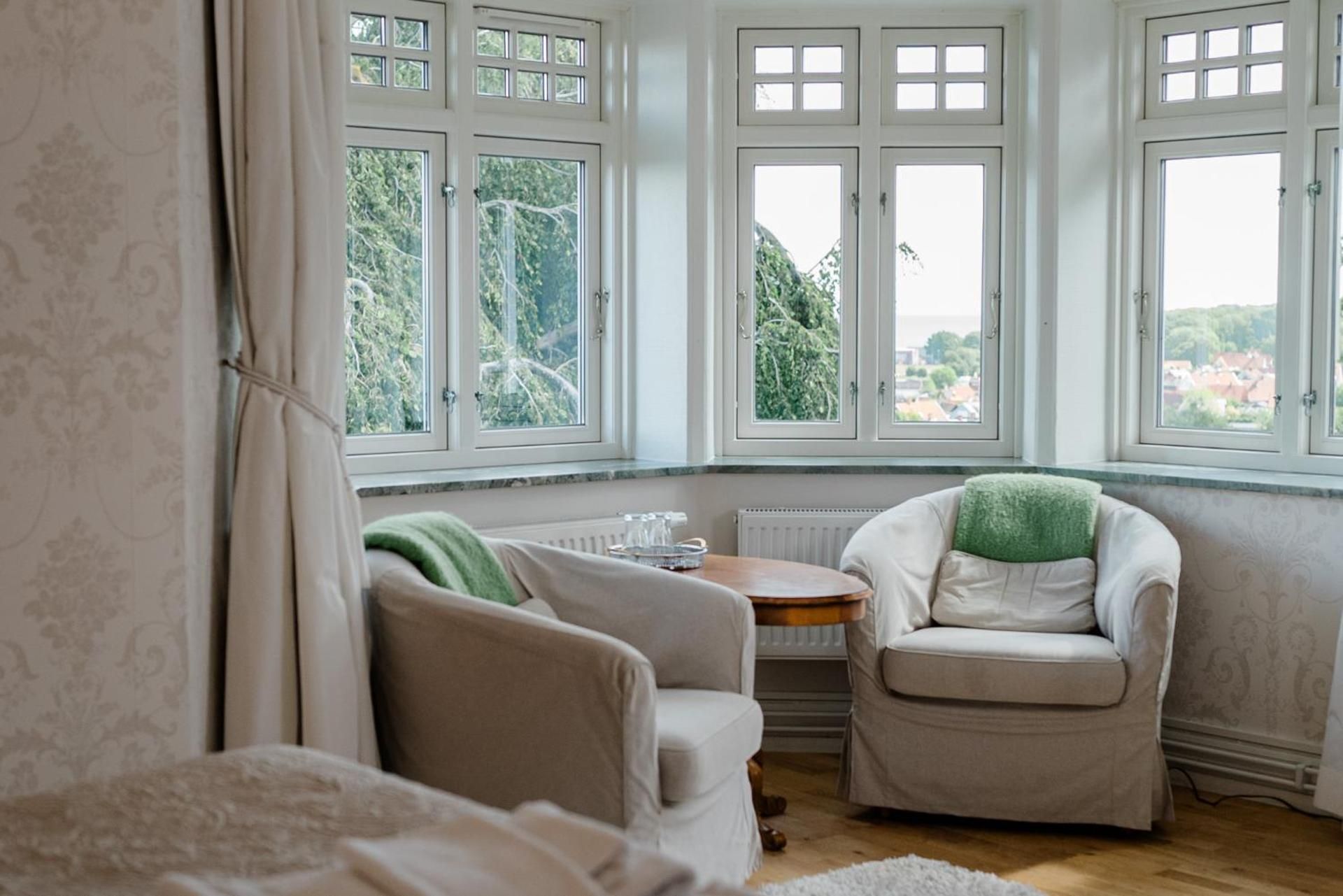 Superior King Room