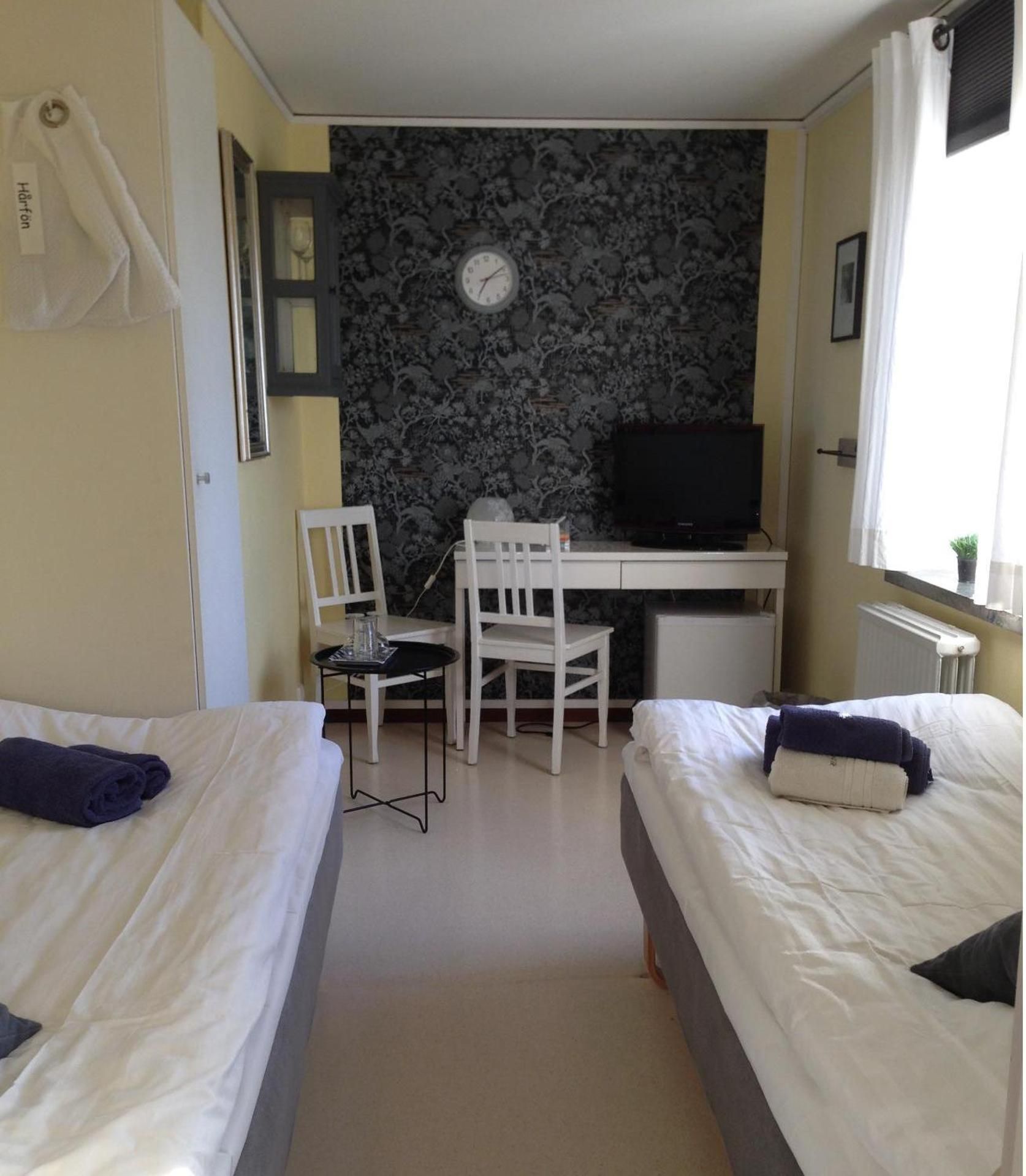 Twin Room with Shared Bathroom - Boarding house