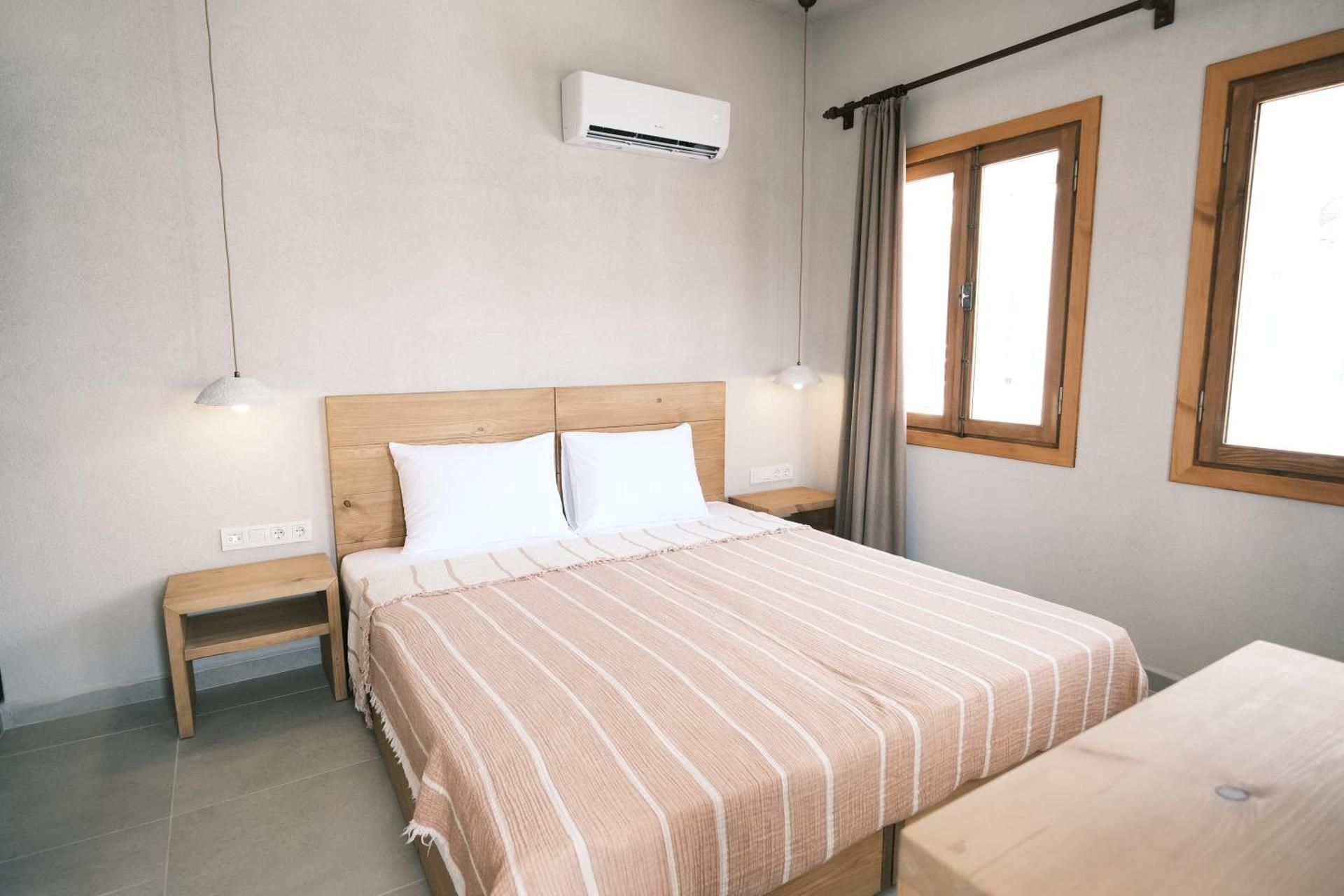 Nephos Hotel Deluxe Room 2