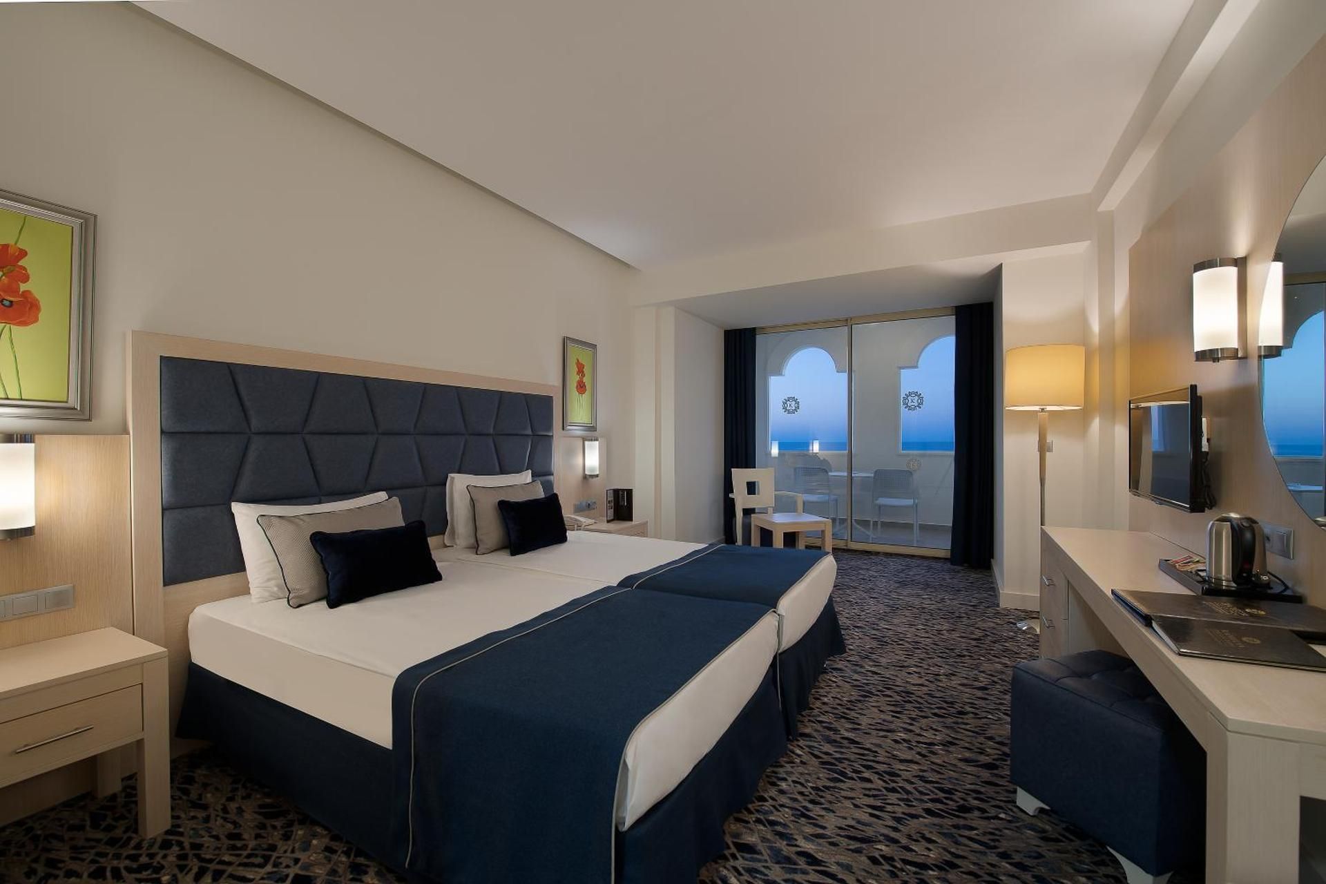 Connection Room Sea Side View