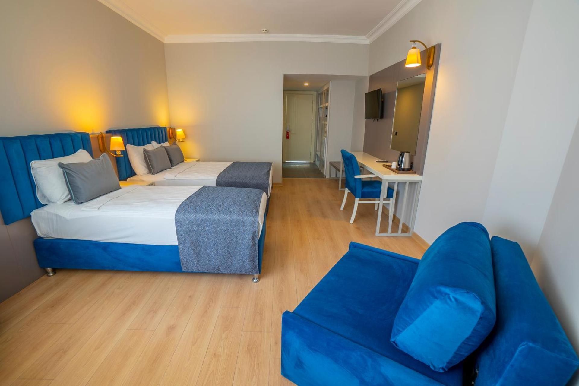 Large Single Room