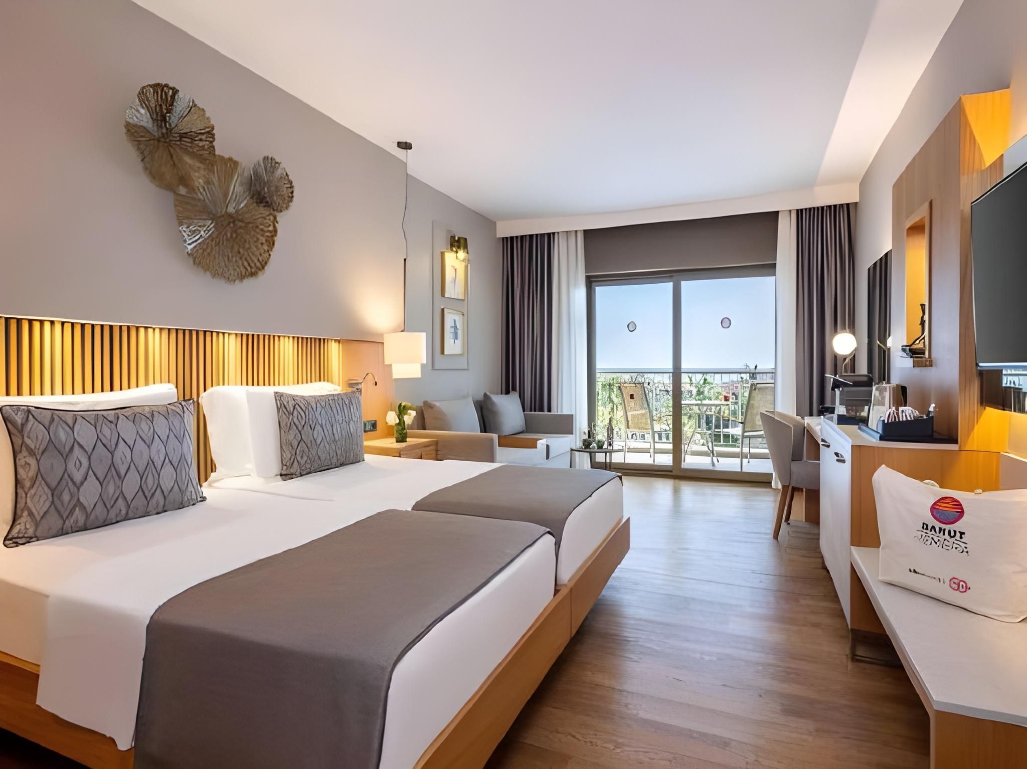 Superior Side Sea View Room