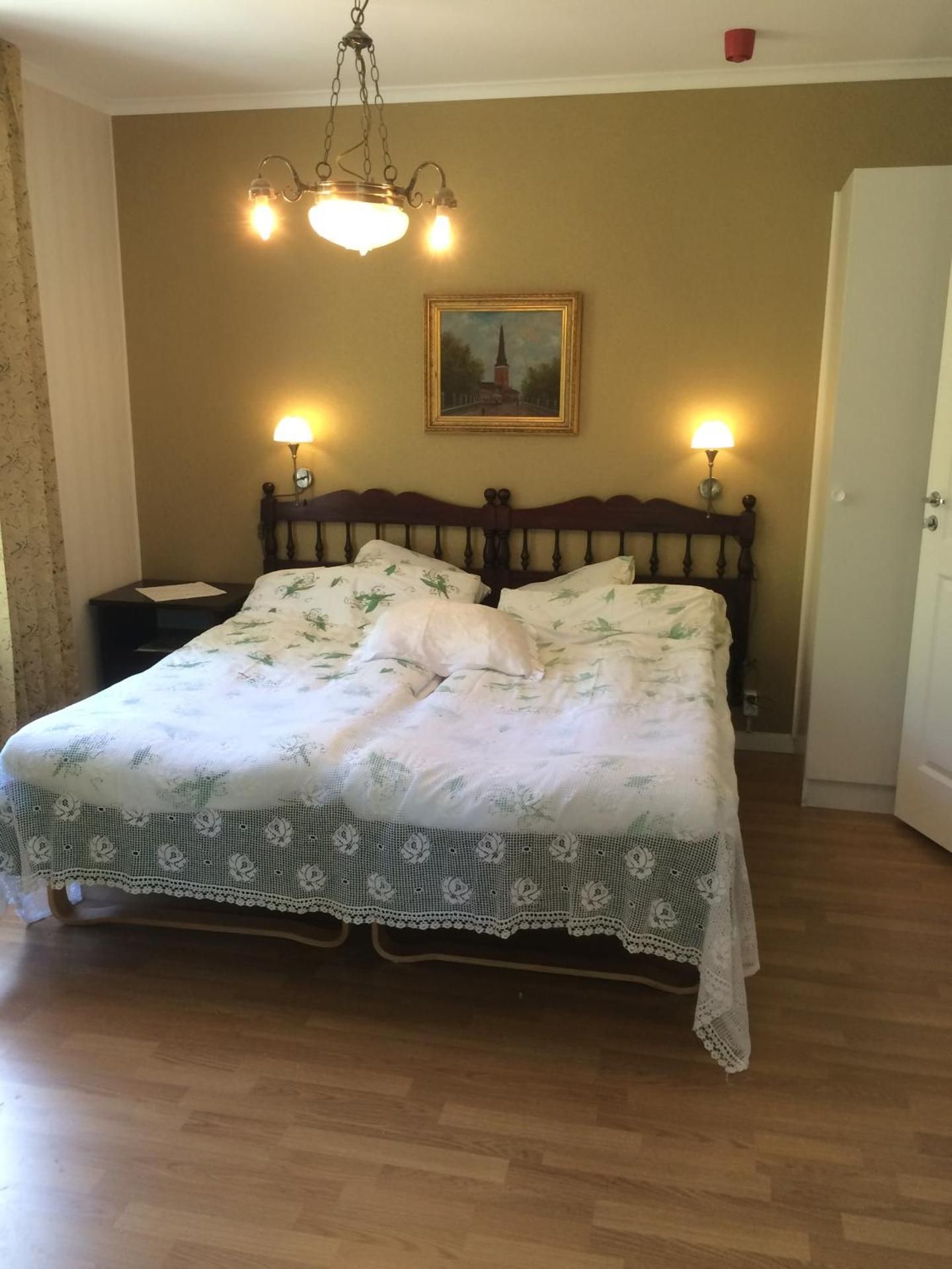 Twin Room with Bathroom
