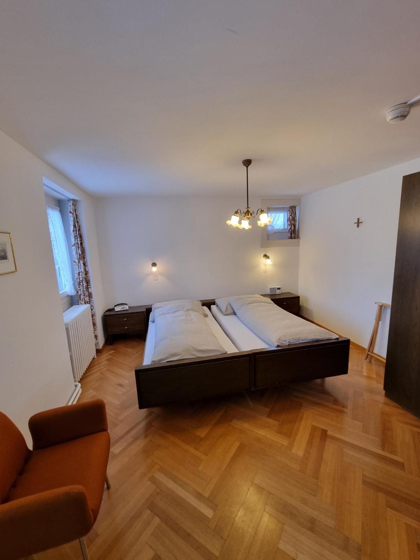 Budget Double Room with Shared Bathroom