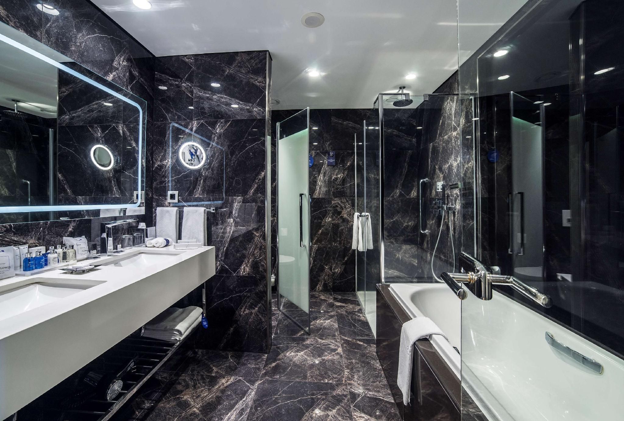 Radisson Blu Hotel Kayseri Suite One Bedroom 3