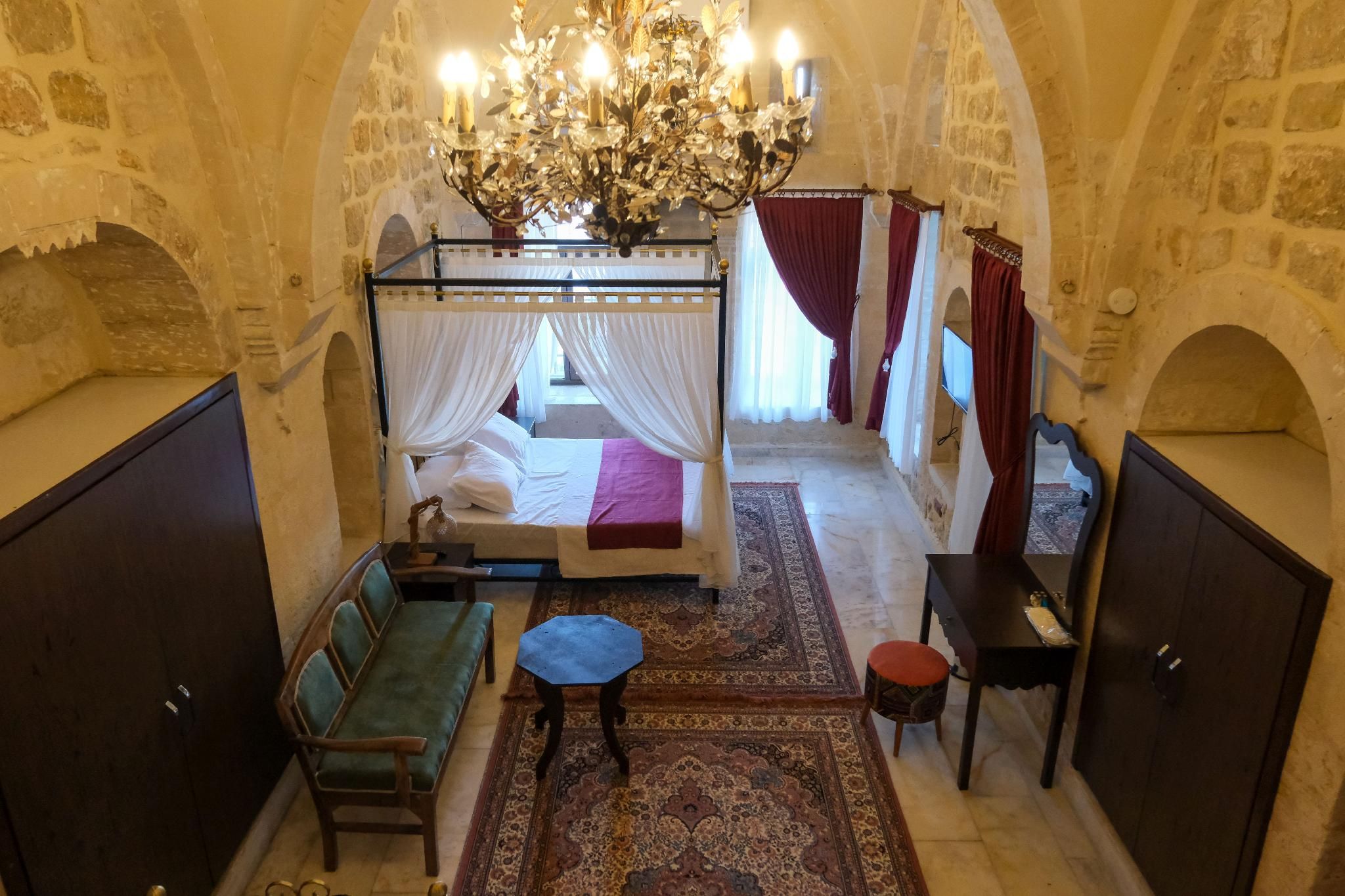 Luxury Suite Room