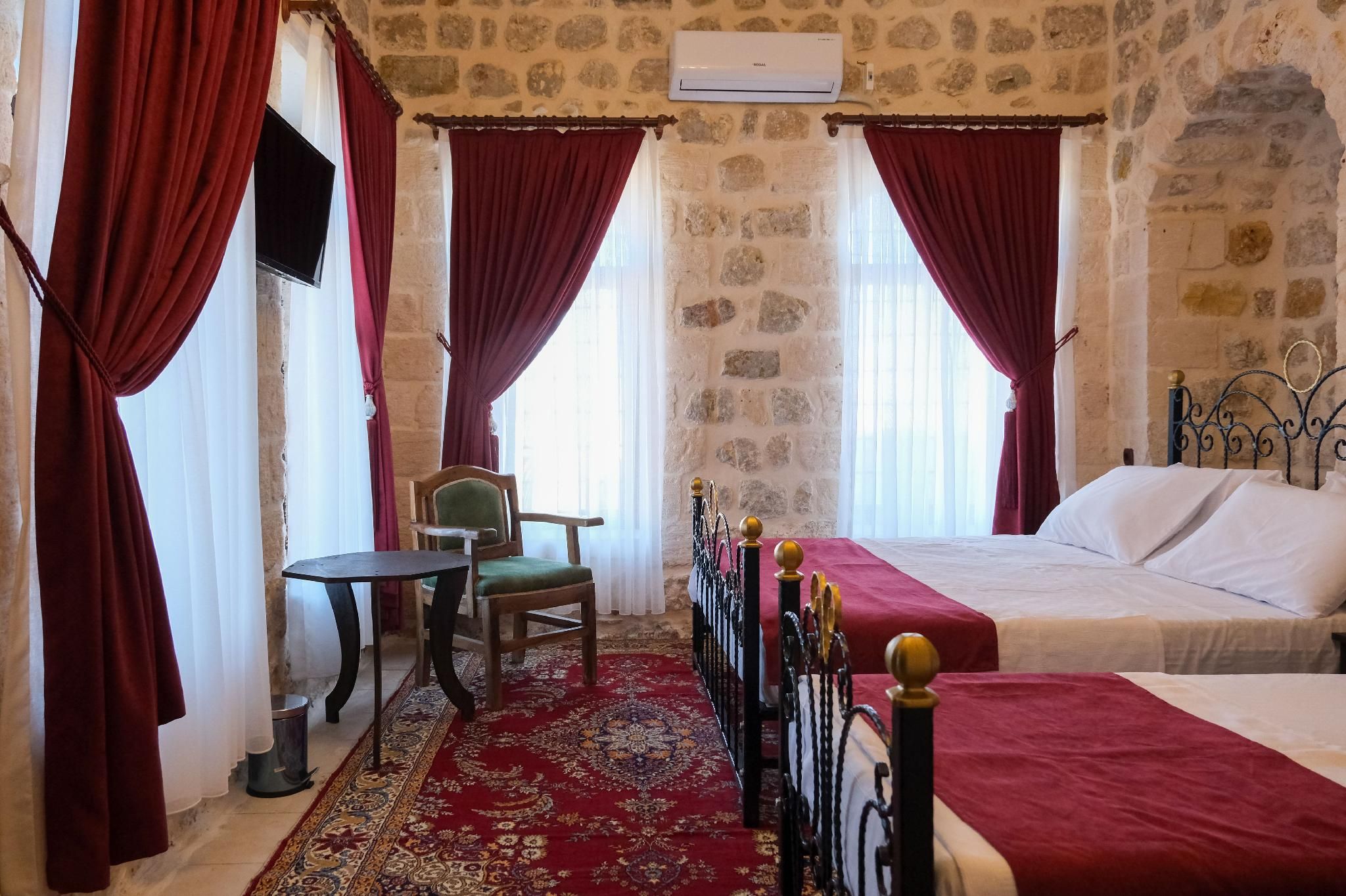 Comfort Triple Room