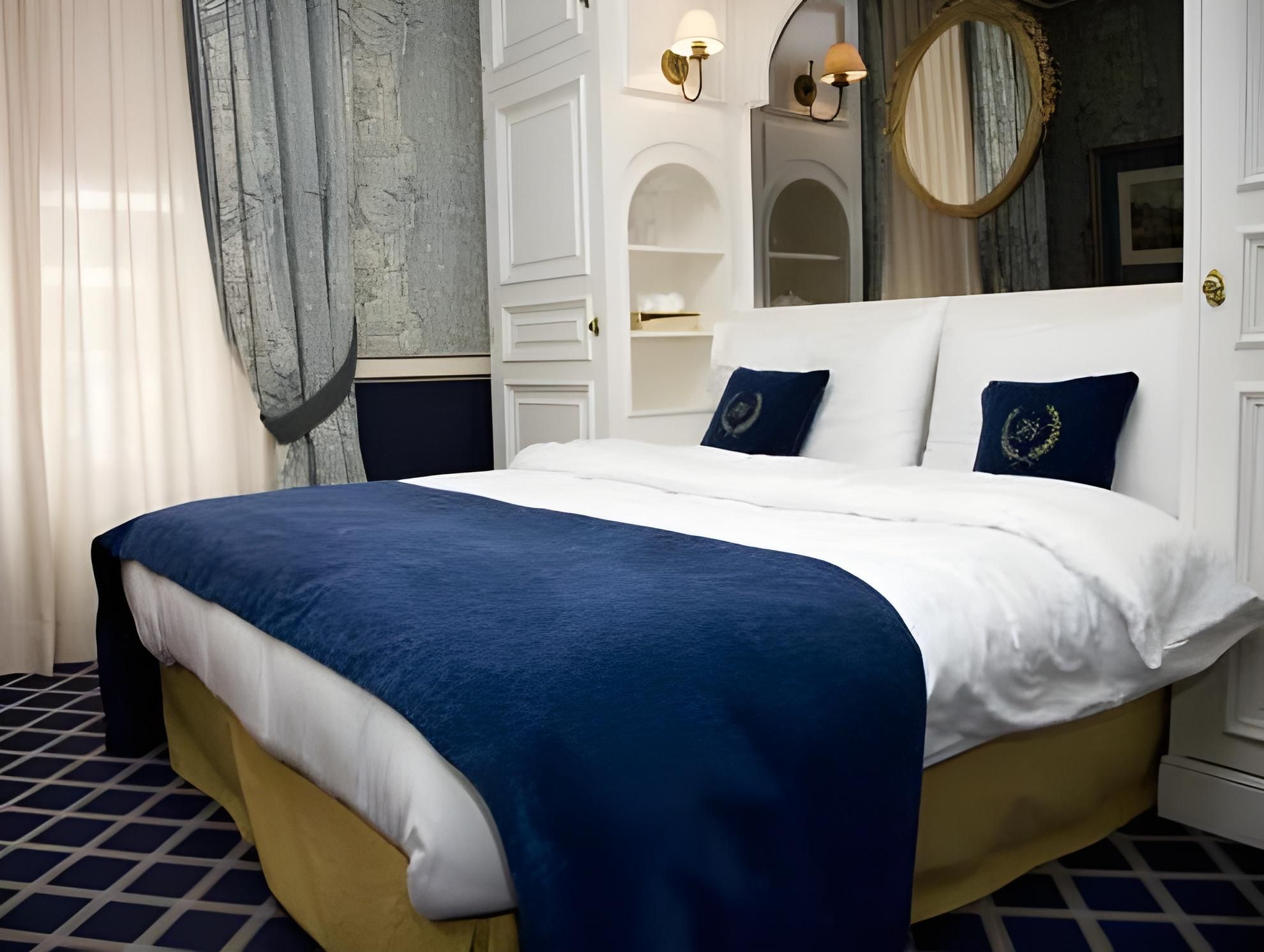 Classic Double Room