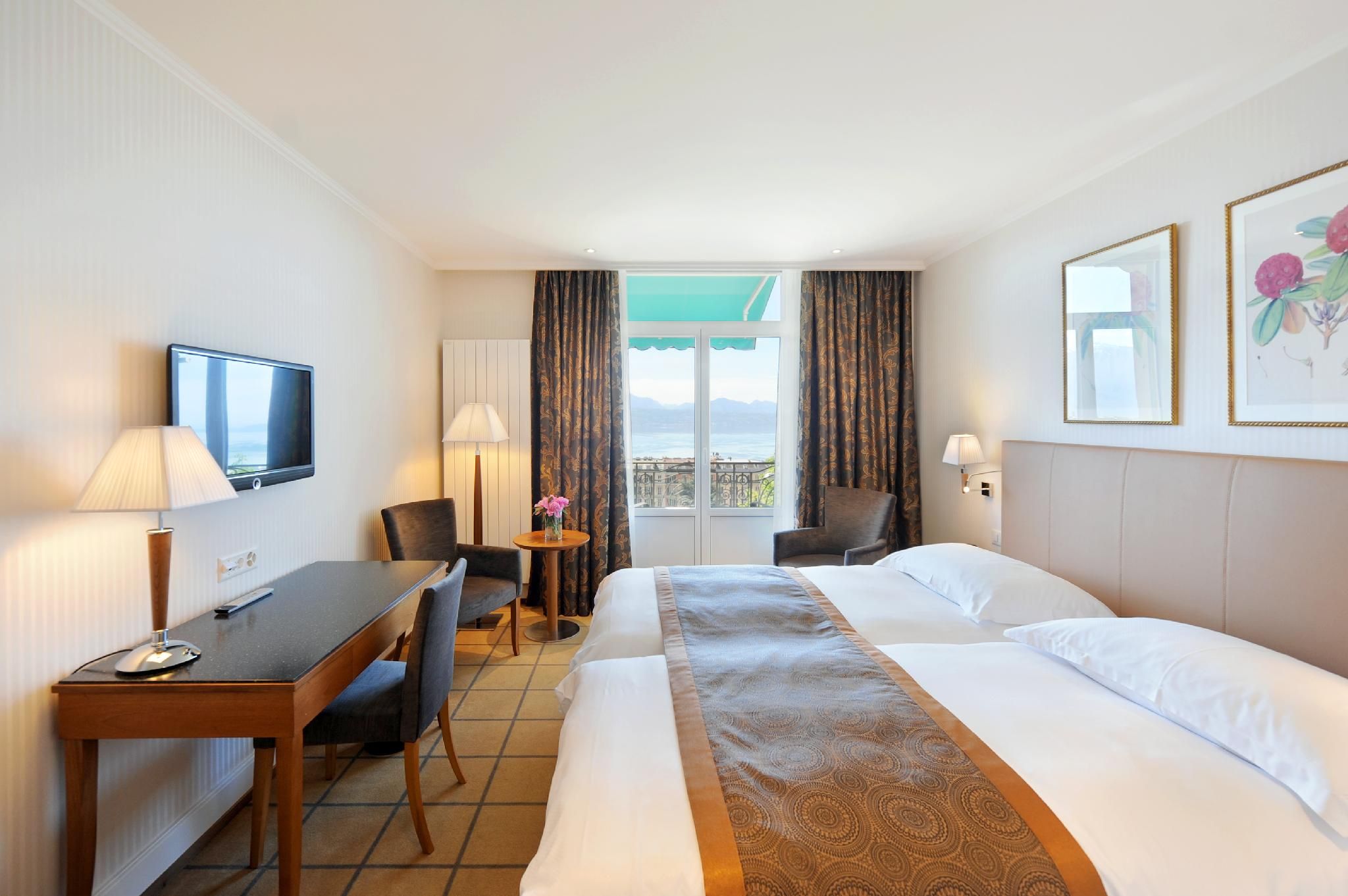 Double Room with Lake View