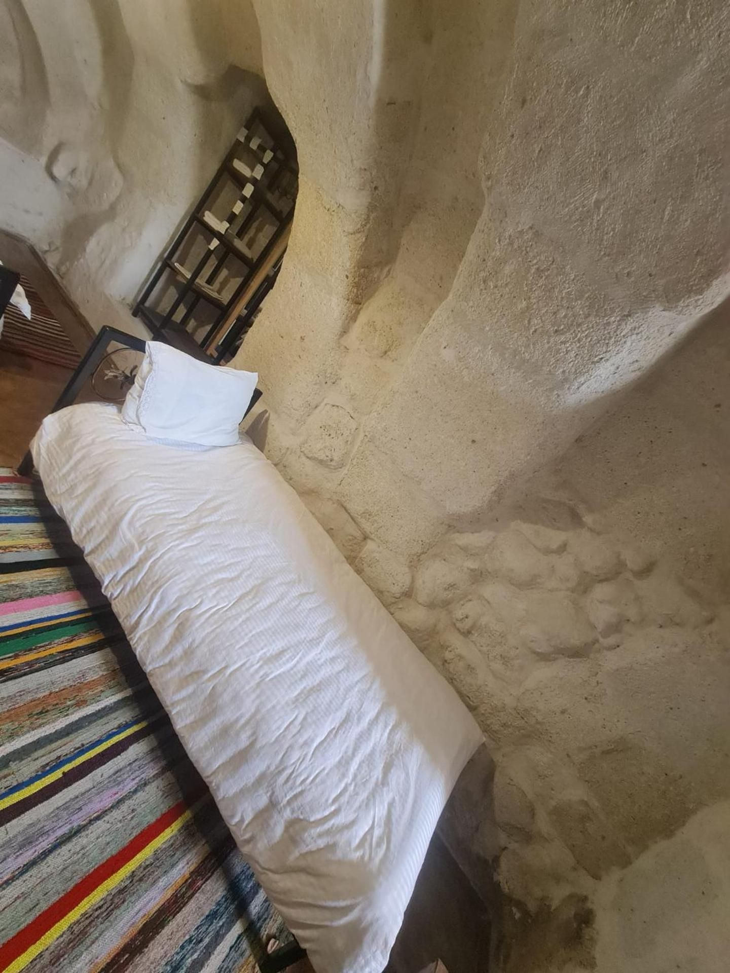 King Solomon PALACE Single Bed in Female Dormitory Room