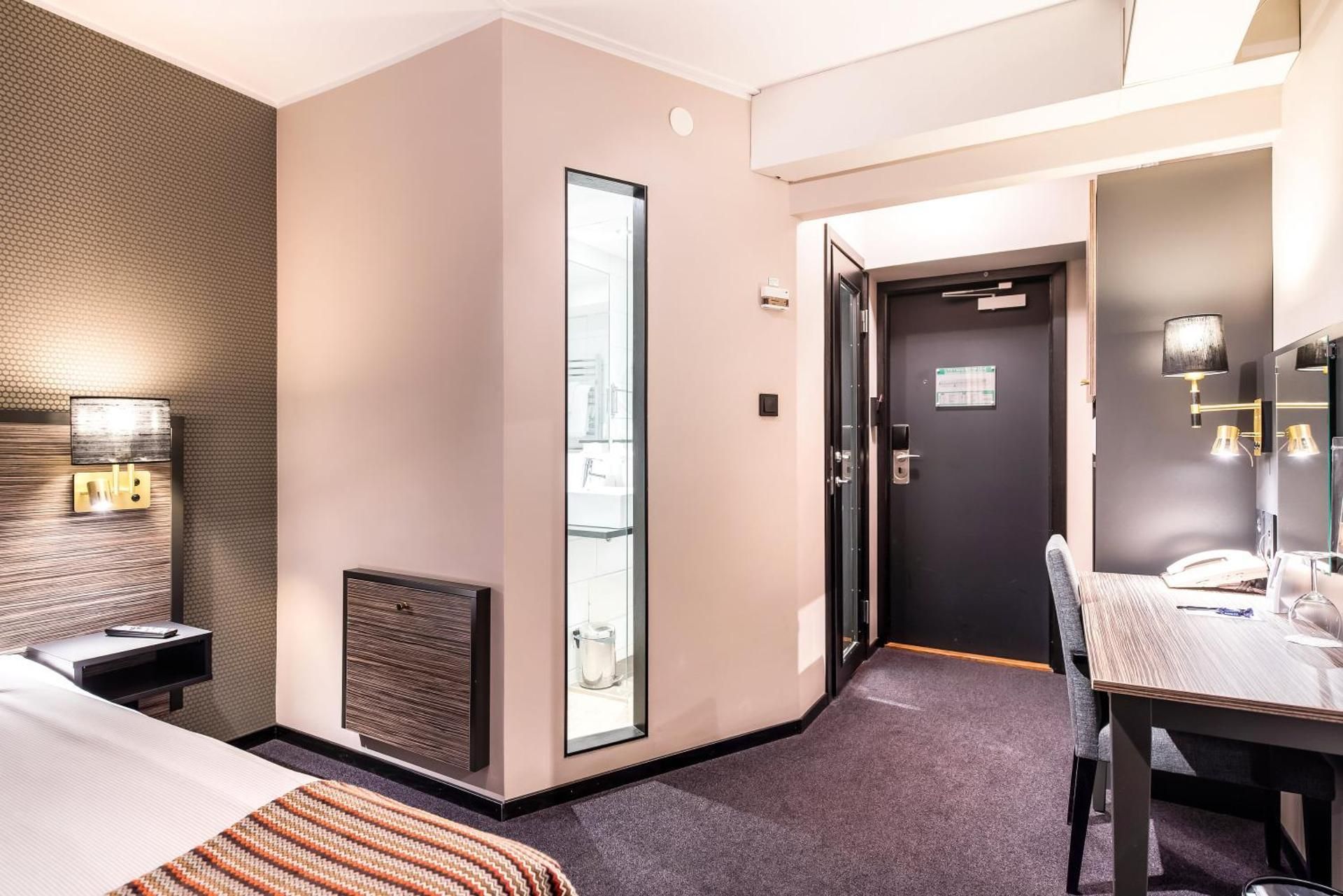 Compact Single Room