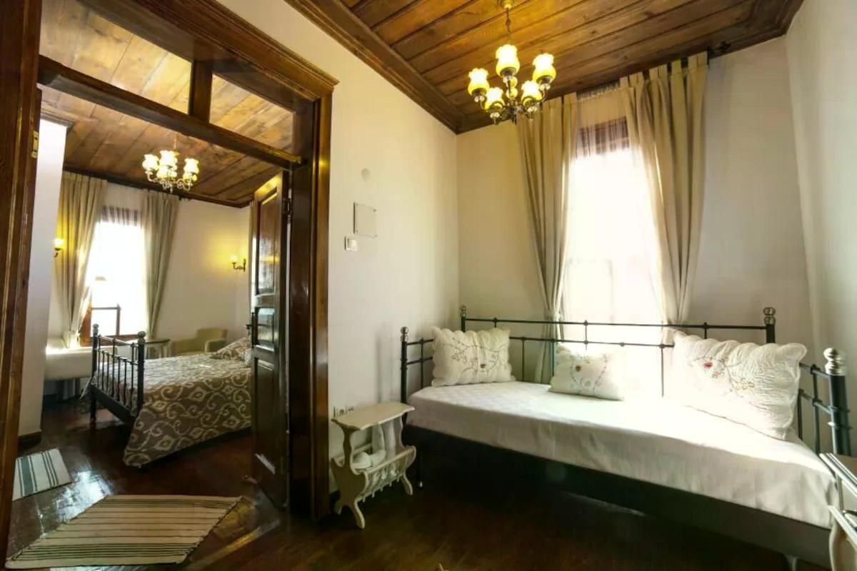 ARİSTONİCUS BUTİK HOTEL Deluxe Triple Room 2