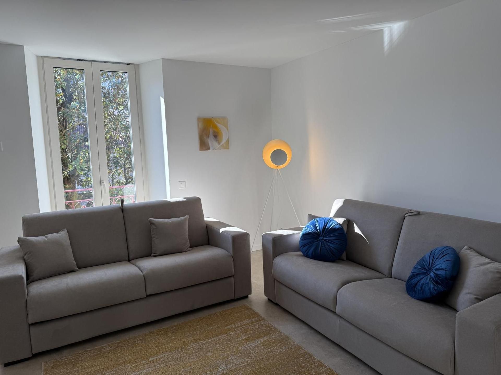 Deluxe One-Bedroom Apartment with Garden View