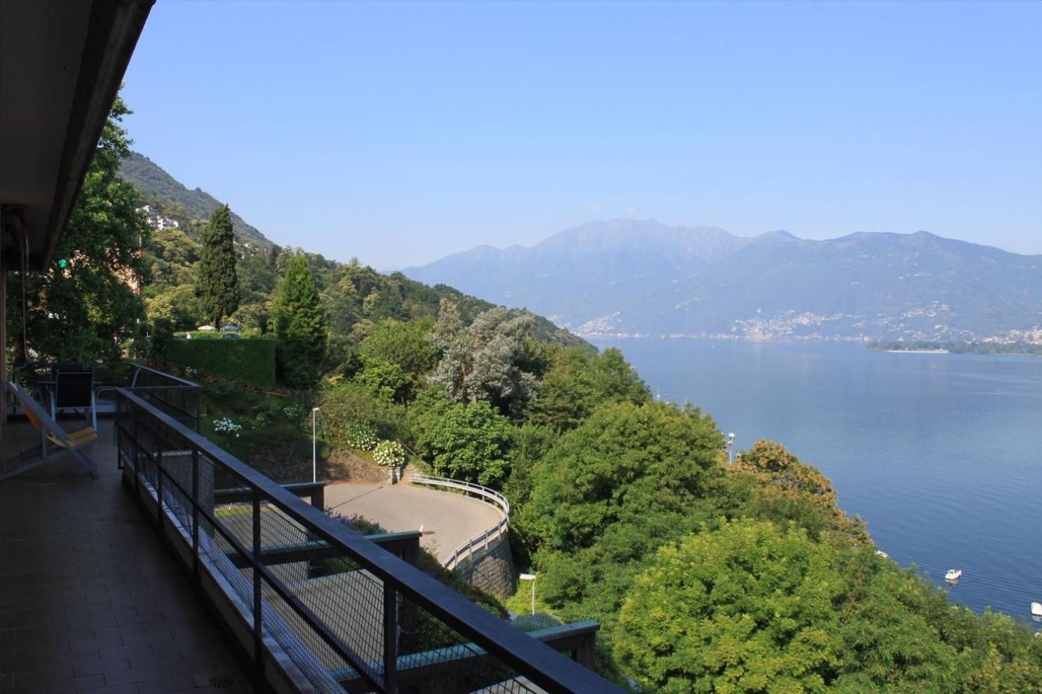 Attika Apartment