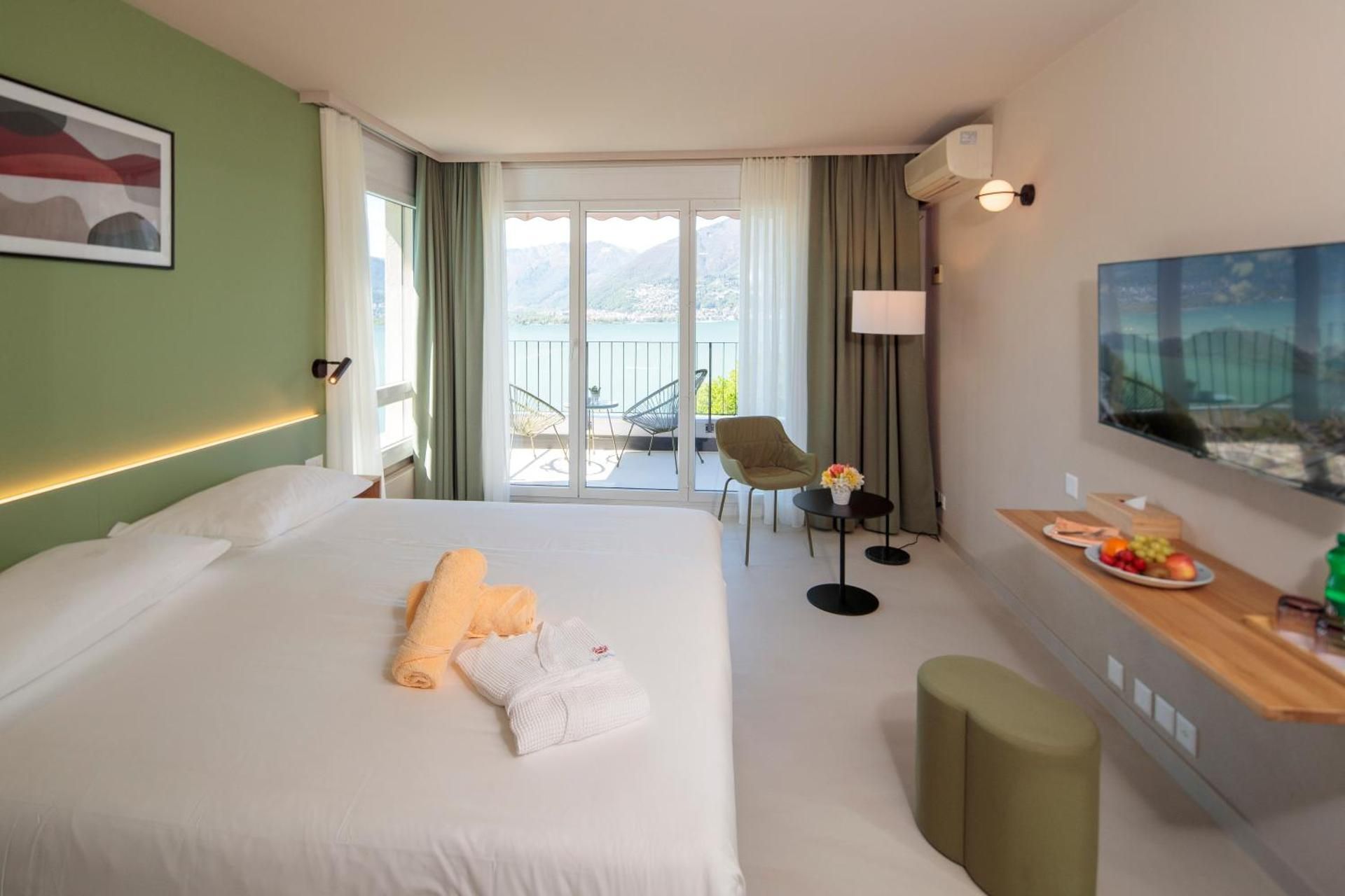Bellavista Deluxe Double Room with Balcony