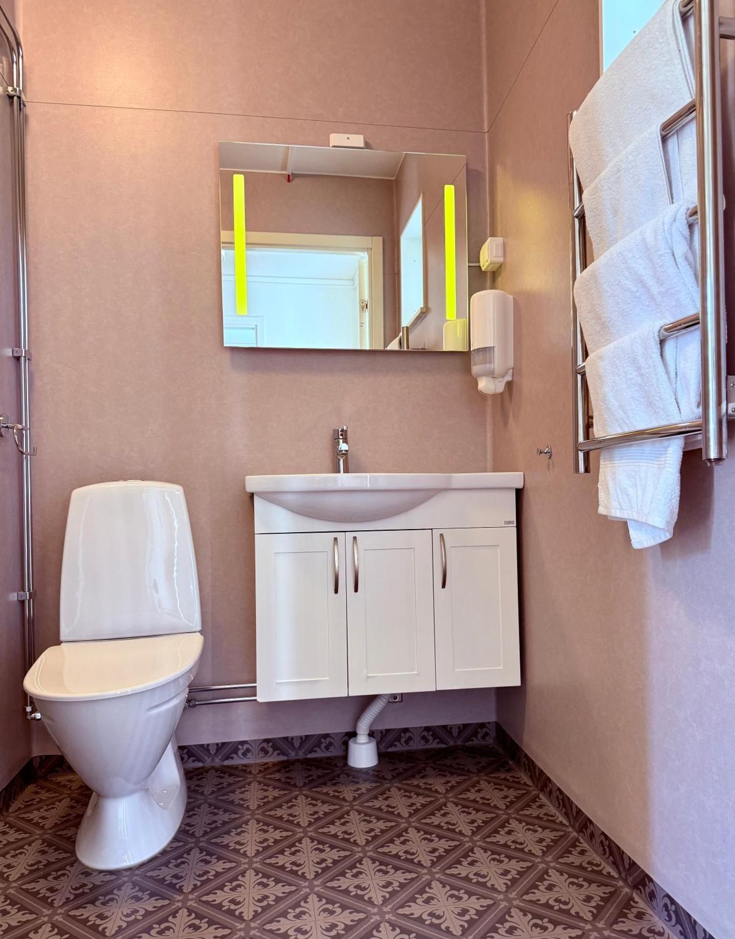 Studio Apartment