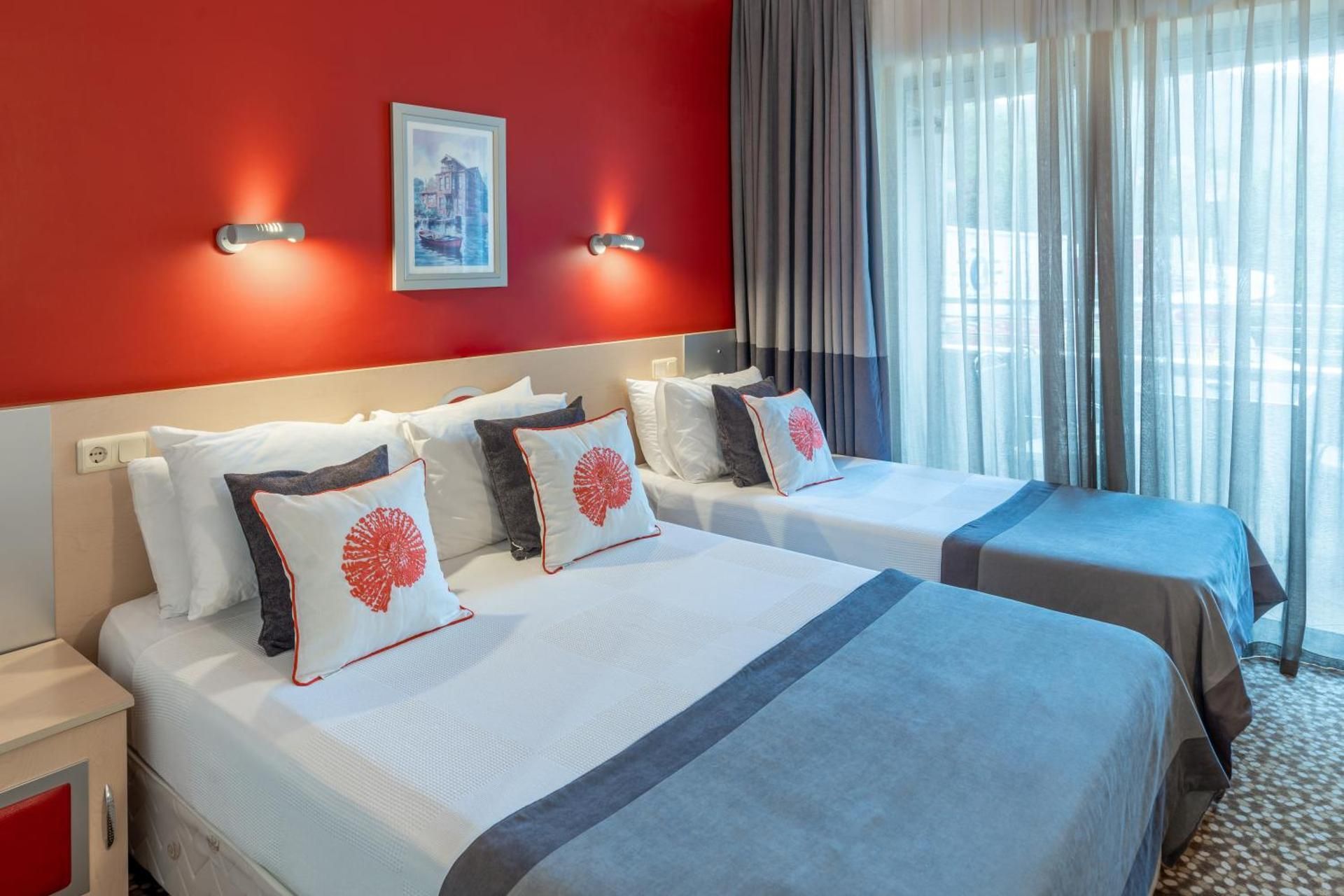 Triple Room with Balcony