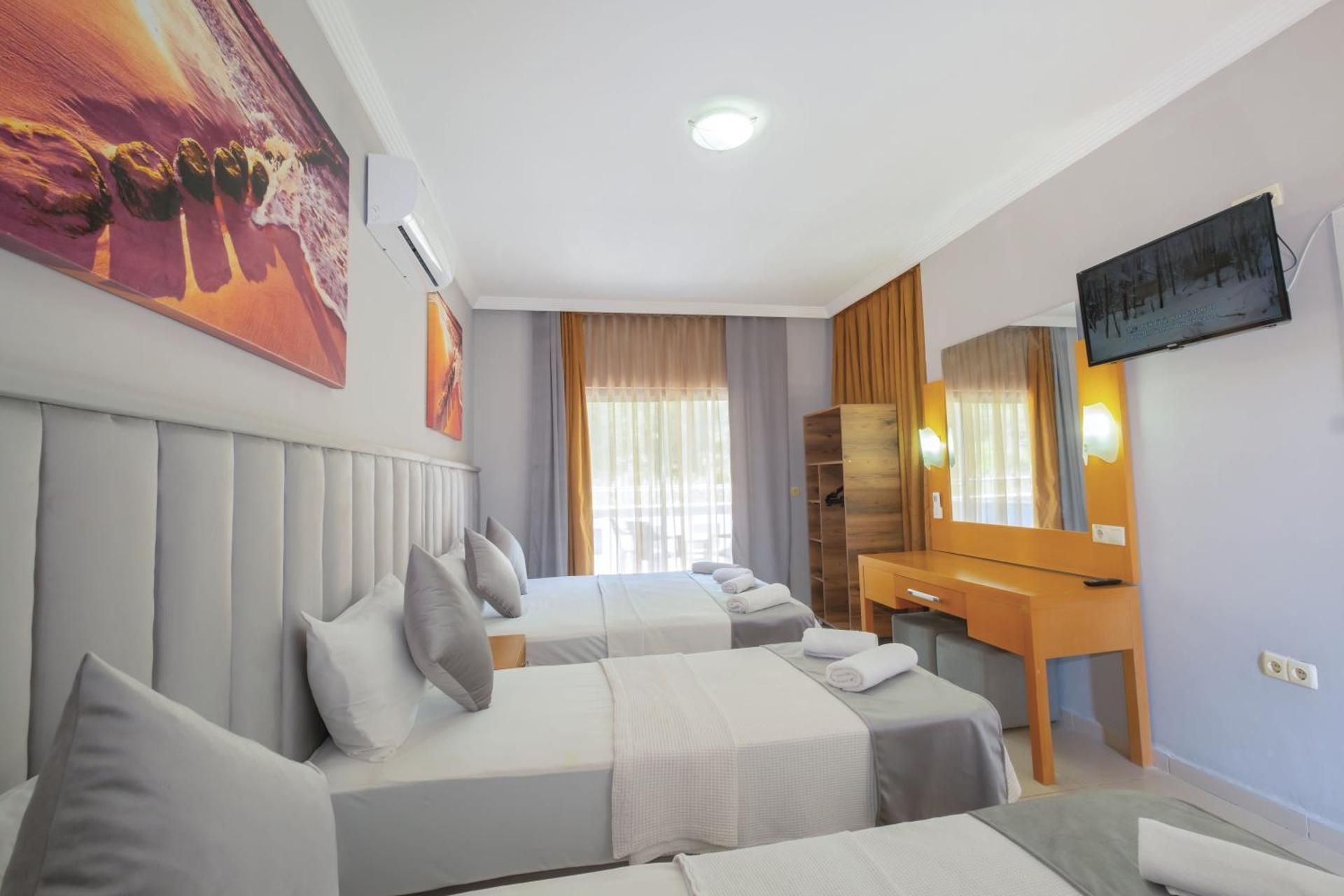 Infinity Hotel Kemer Quadruple Room with Balcony 2